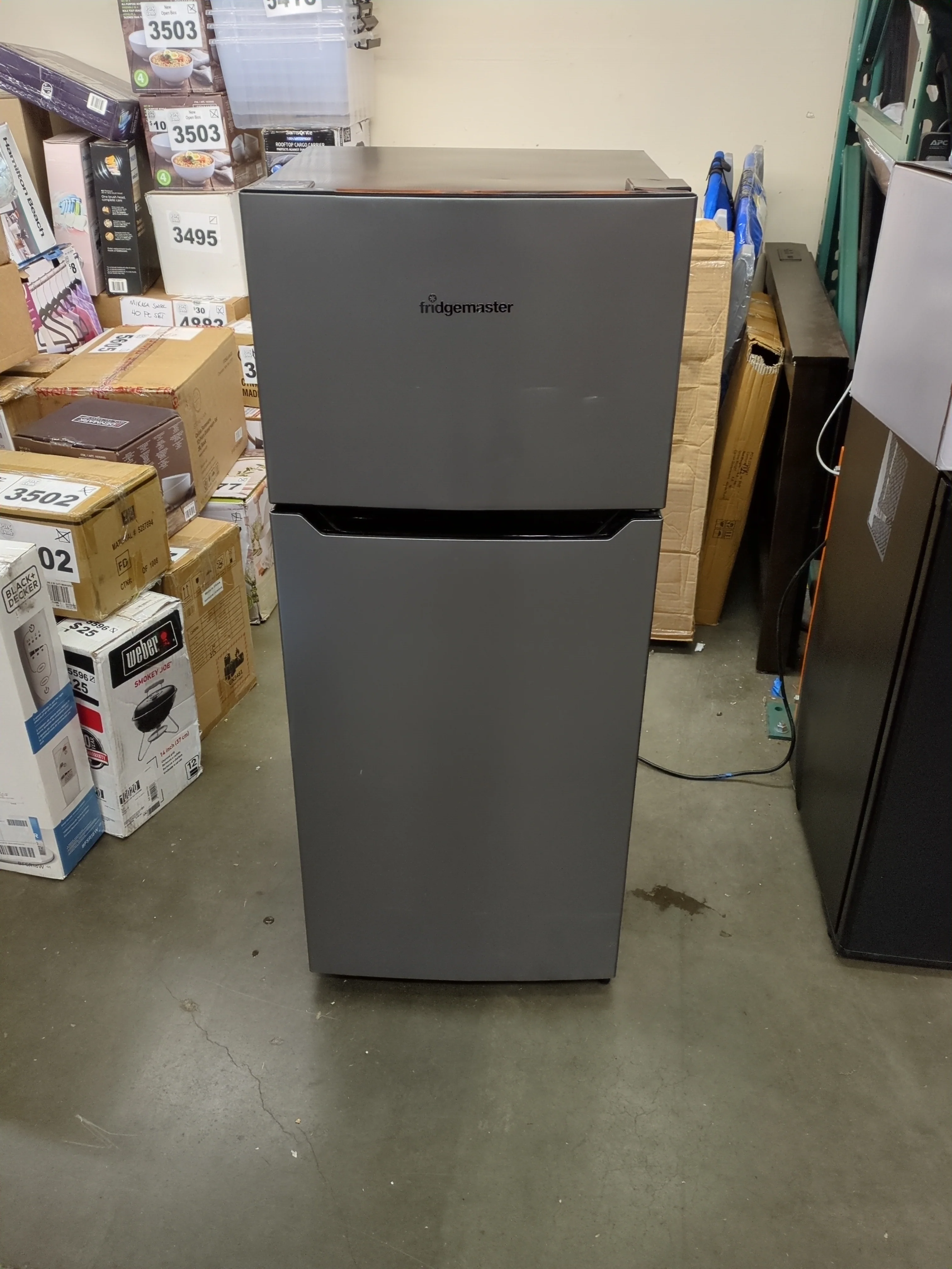 Fridgemaster 4.4 Cu. Ft. Compact Refrigerator - Retail $179 - Image 3