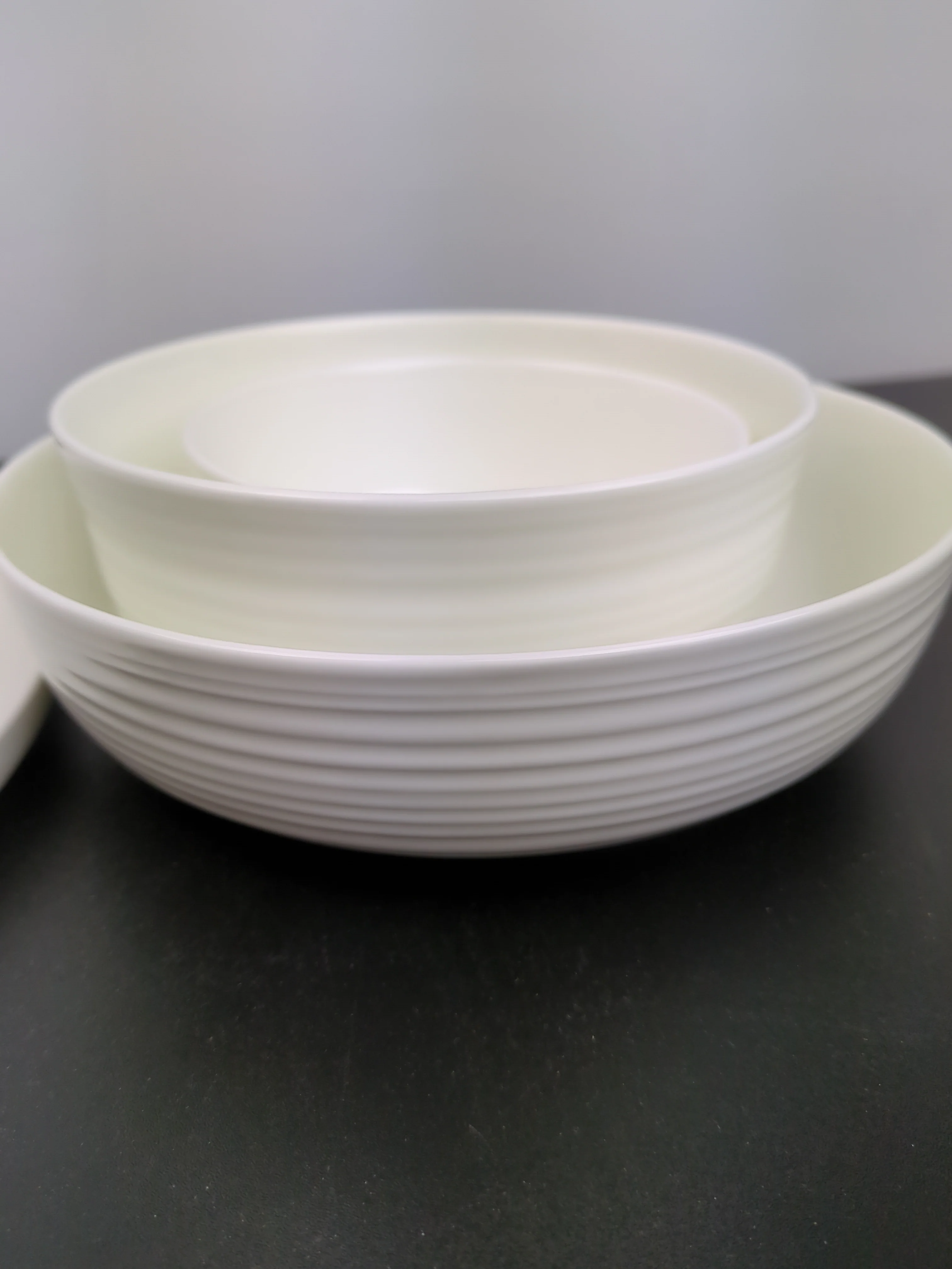 NEW - Mikasa Alyssa 40-piece Bone China Dinnerware Set - Retail $134 - Image 6