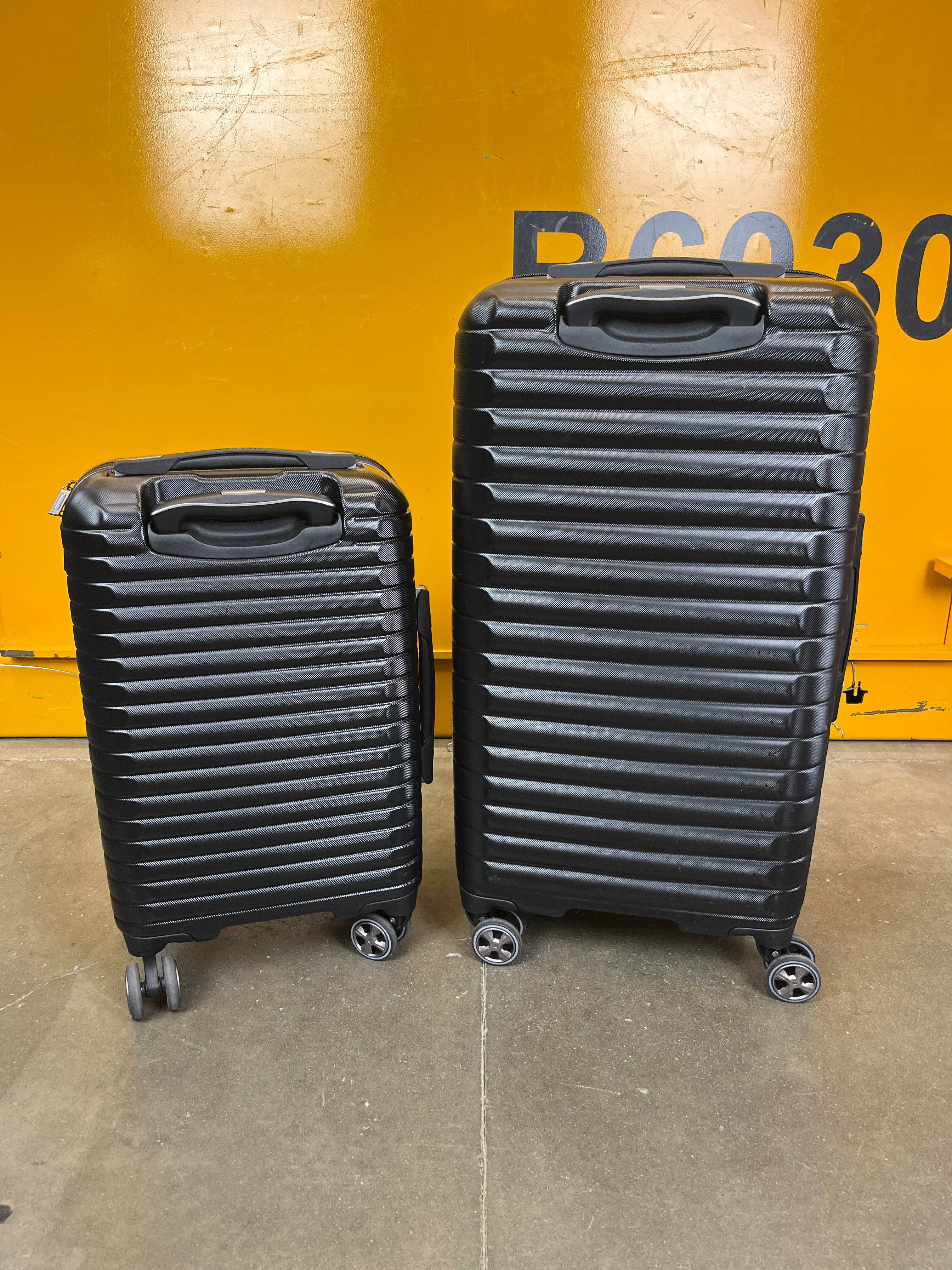 Costco - Delsey Black 2-piece Hardside Trunk Set - Retail $149 - Image 7