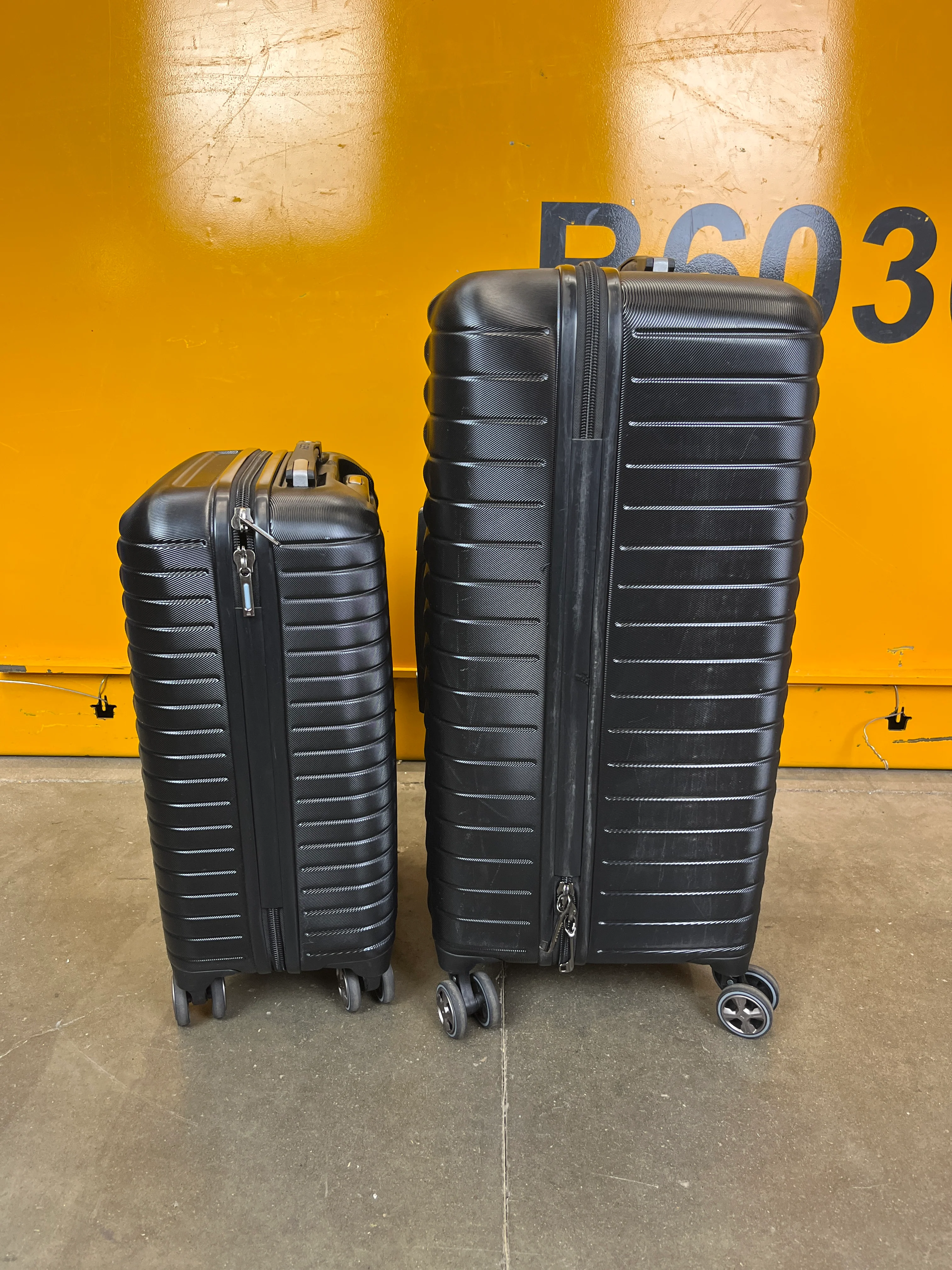 Costco - Delsey Black 2-piece Hardside Trunk Set - Retail $149 - Image 8