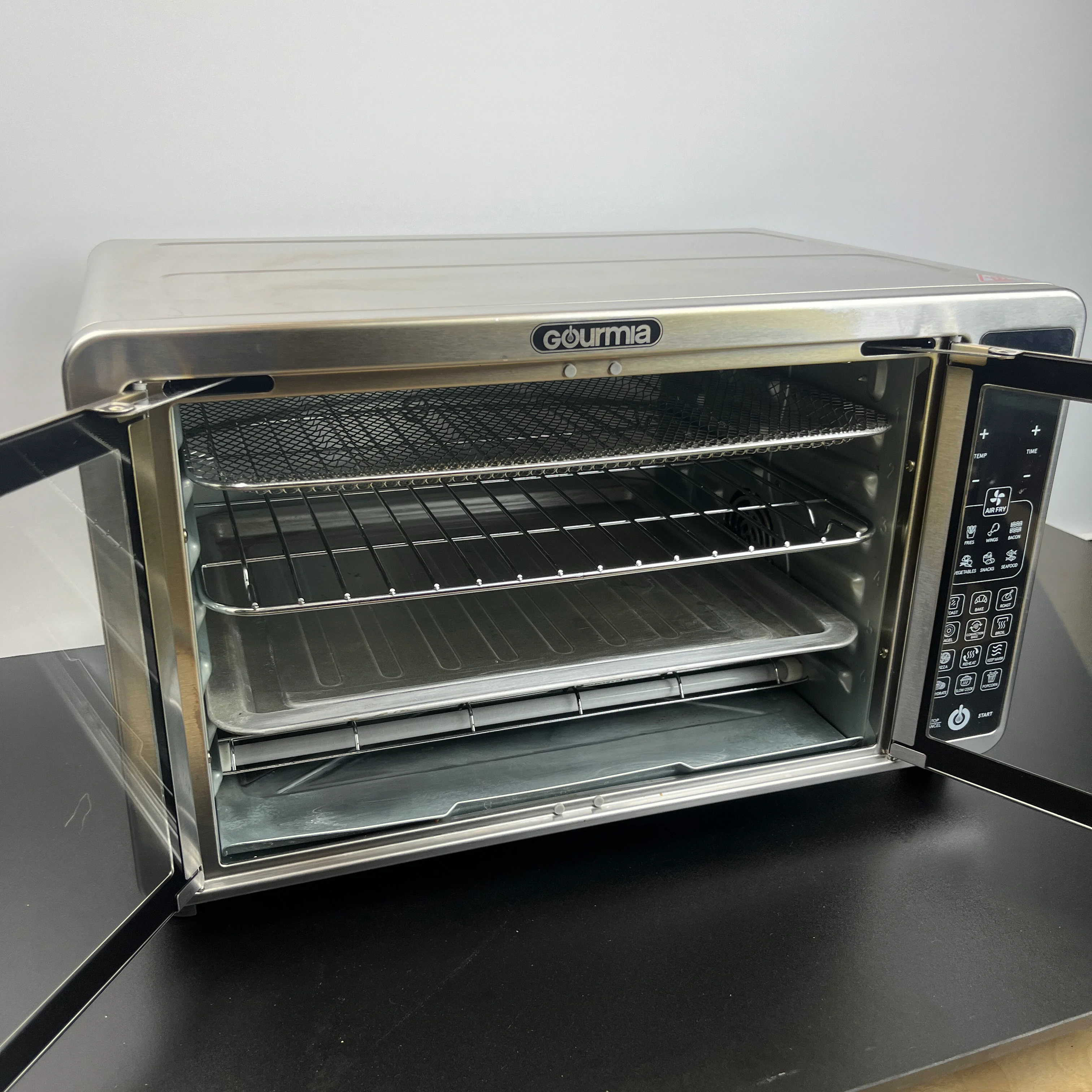 Gourmia 43L XL Digital Air Fryer Countertop Oven with Single-Pull French Doors - Retail $149 - Image 6
