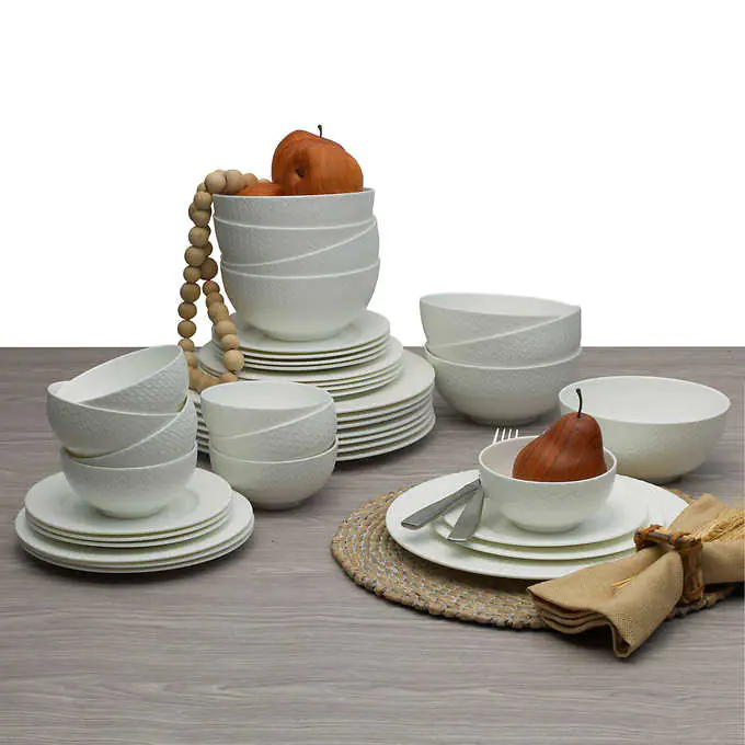 Mikasa Lattice 40-piece Bone China Dinnerware Set - Image 2
