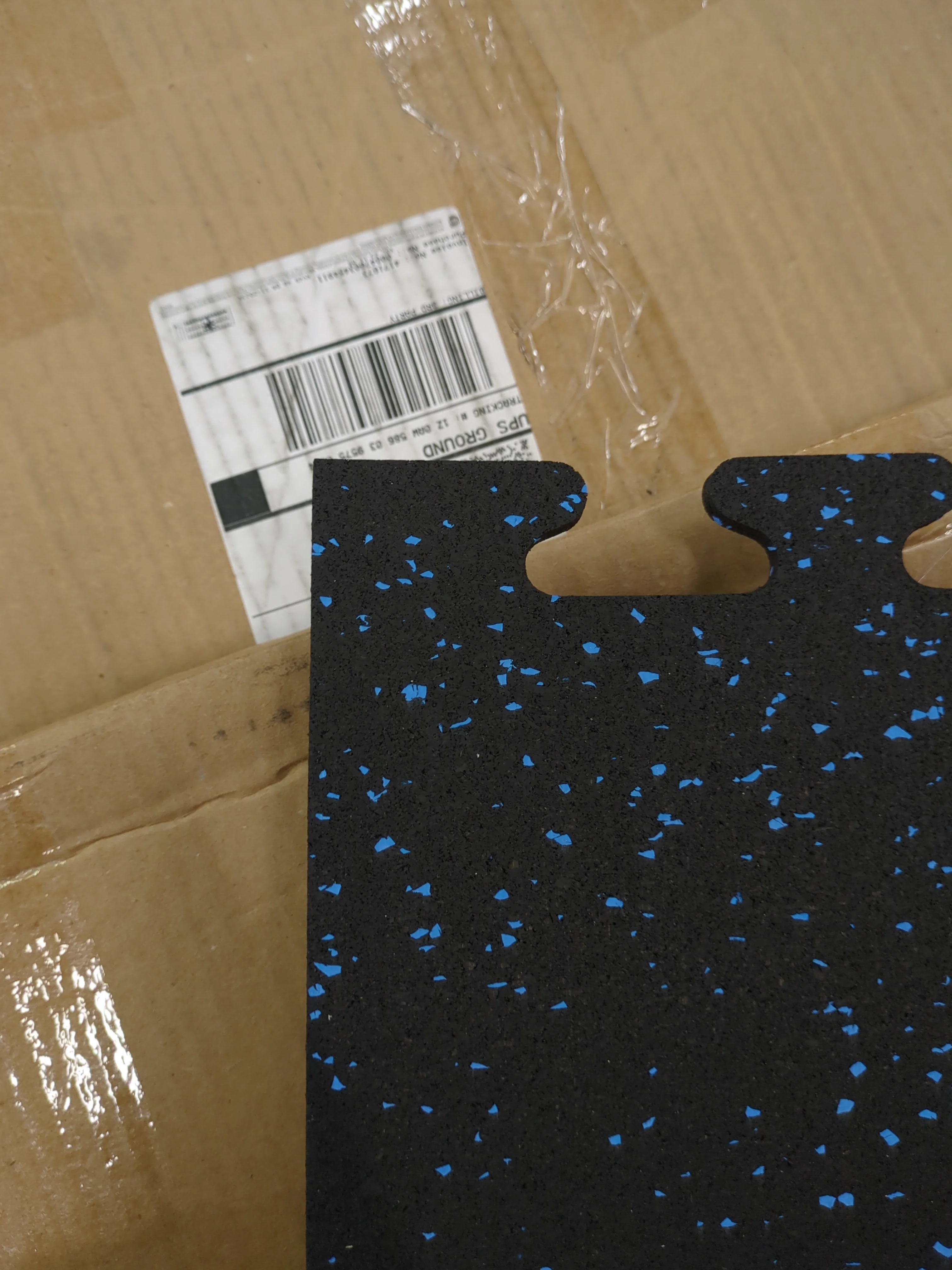 NEW - Costco - 144 Sq Ft EZ Flex Interlocking Recycled Rubber Floor Tiles - Retail $570 - Image 5