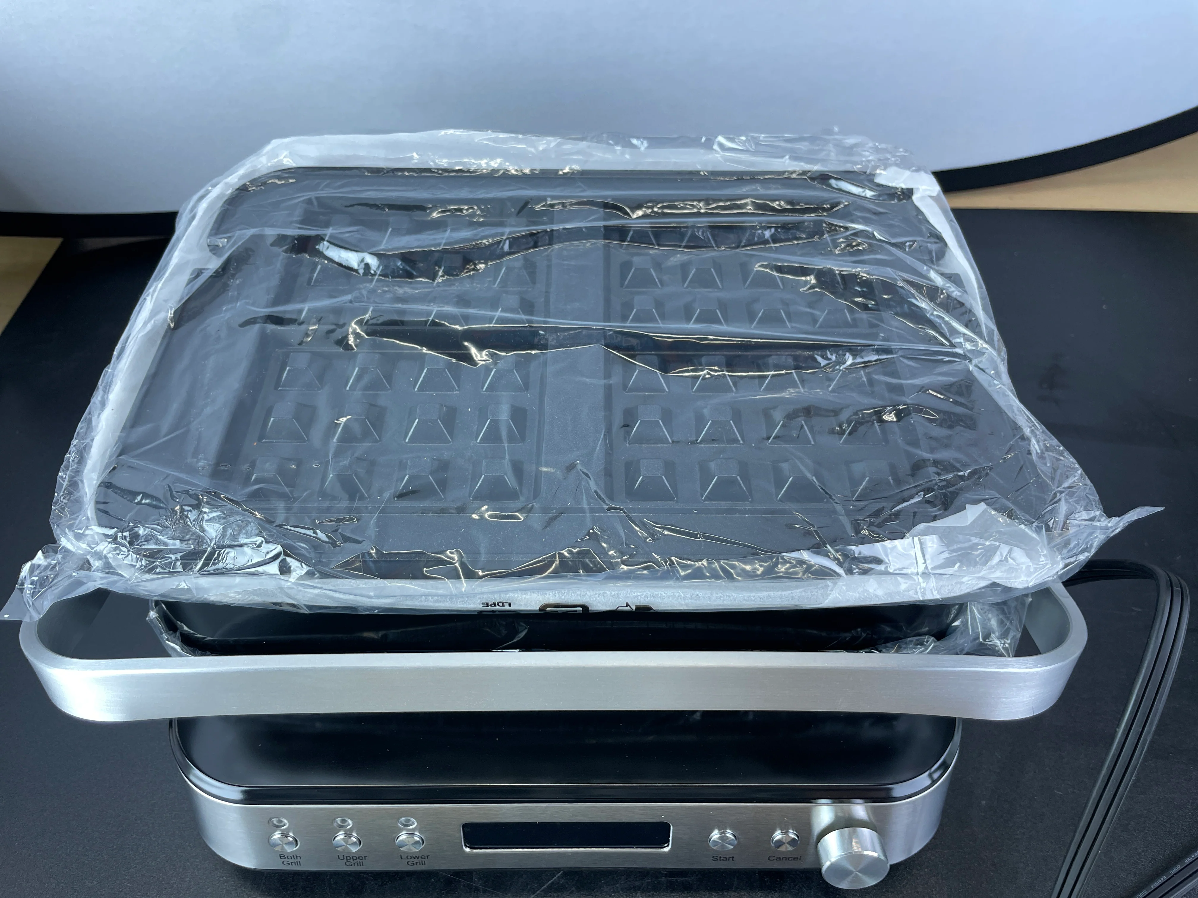 NEW - Costco - GreenPan 7-in-1 Ceramic Nonstick Grill Griddle and Waffle Maker - Retail $139 - Image 7