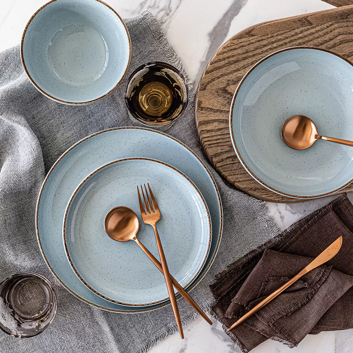 NEW - Costco - Over & Back Blue Stoneware Dinnerware Set, 16 Piece - Image 2