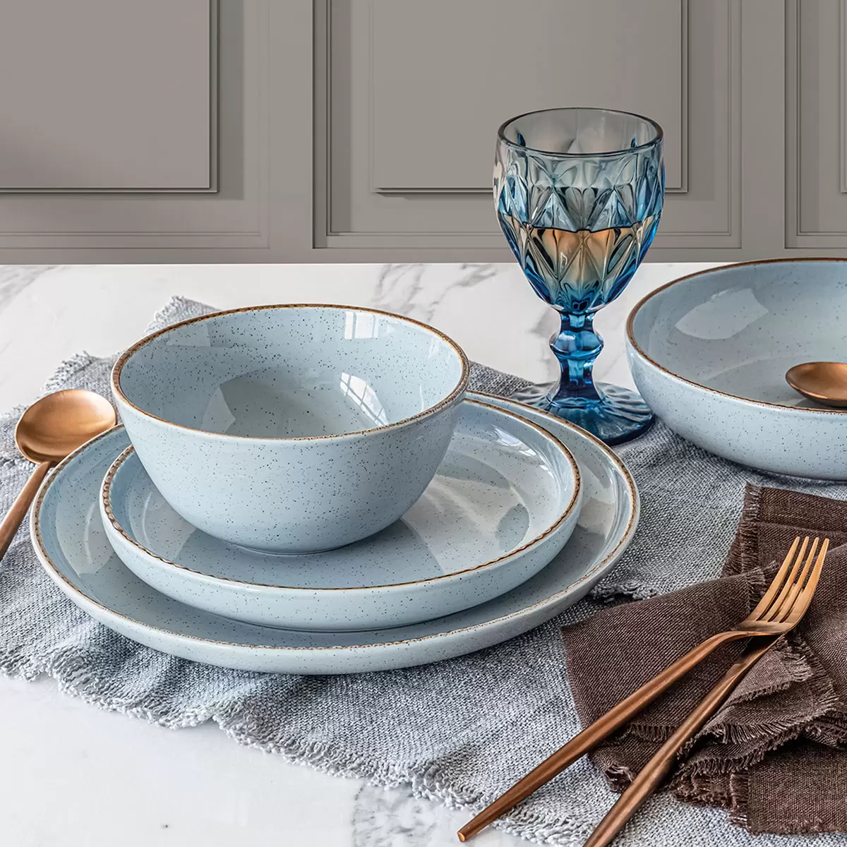 NEW - Costco - Over & Back Blue Stoneware Dinnerware Set, 16 Piece - Image 3