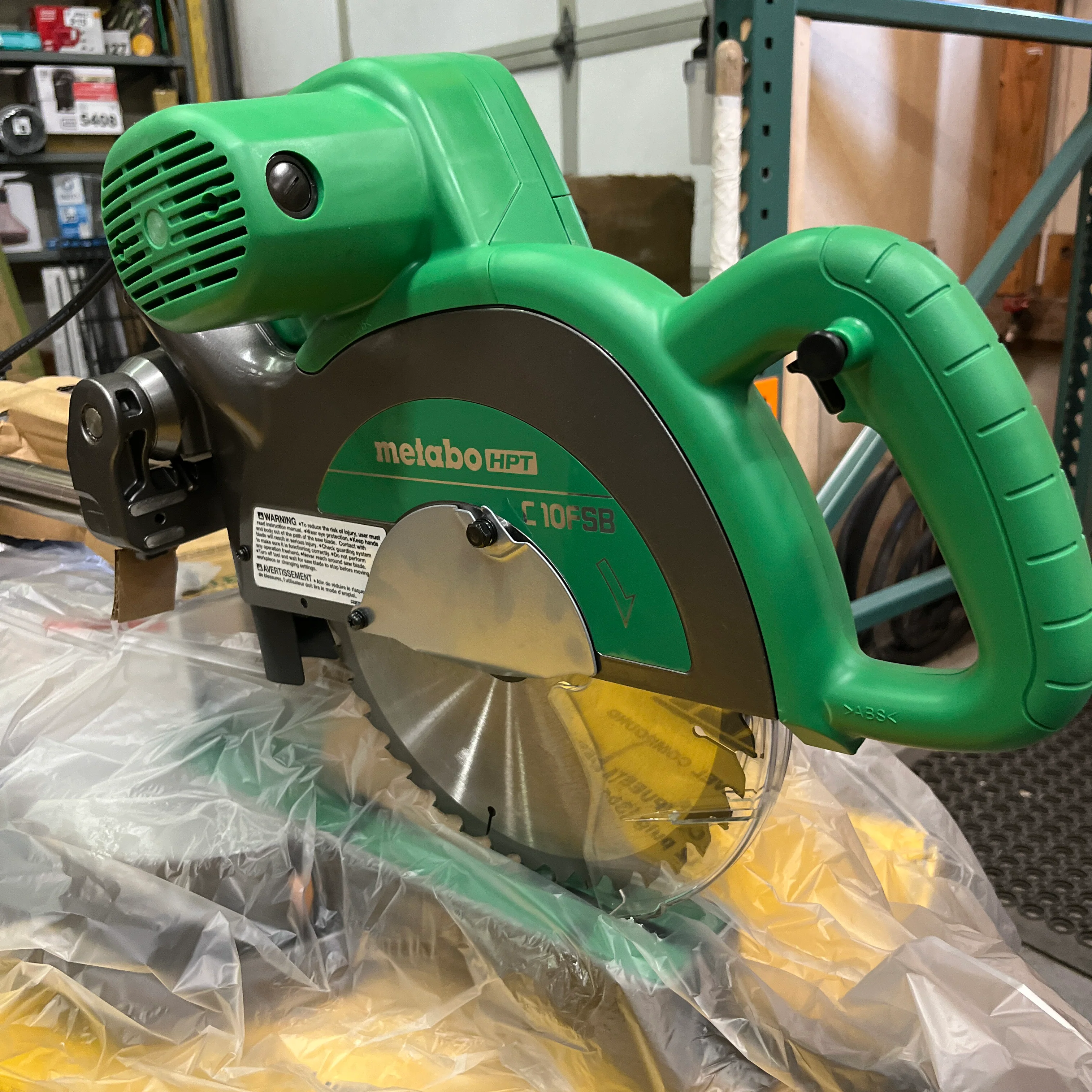 NEW - Metabo HPT 10-Inch Sliding Compound Miter Saw, Double-Bevel, Electronic Speed Control, 12 Amp Motor, Electric Brake, 5-Year Warranty (C10FSBS) - Retail $389 - Image 9