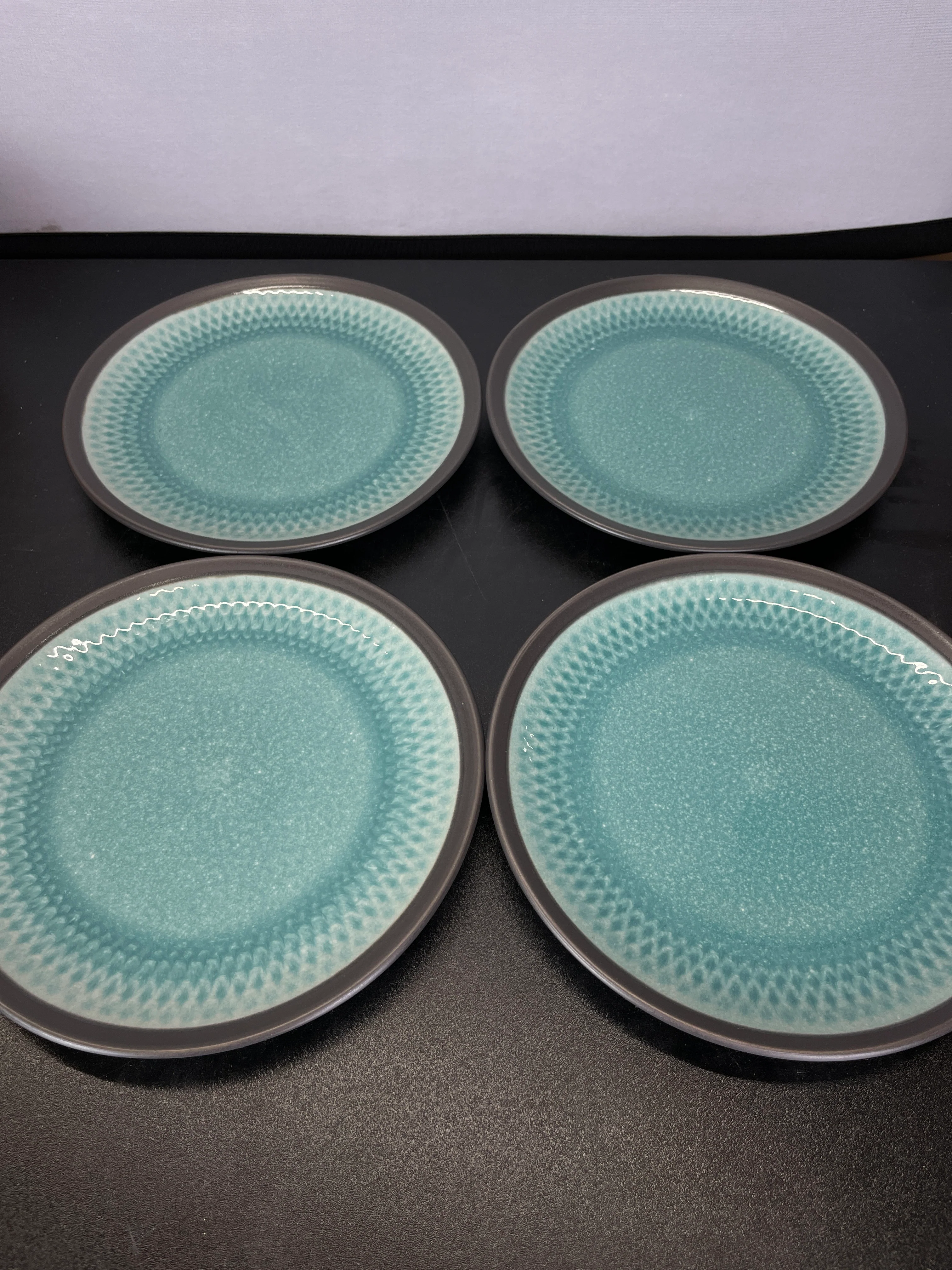 Mikasa Maddox 16-piece Stoneware Dinnerware Set - Retail $52 - Image 9