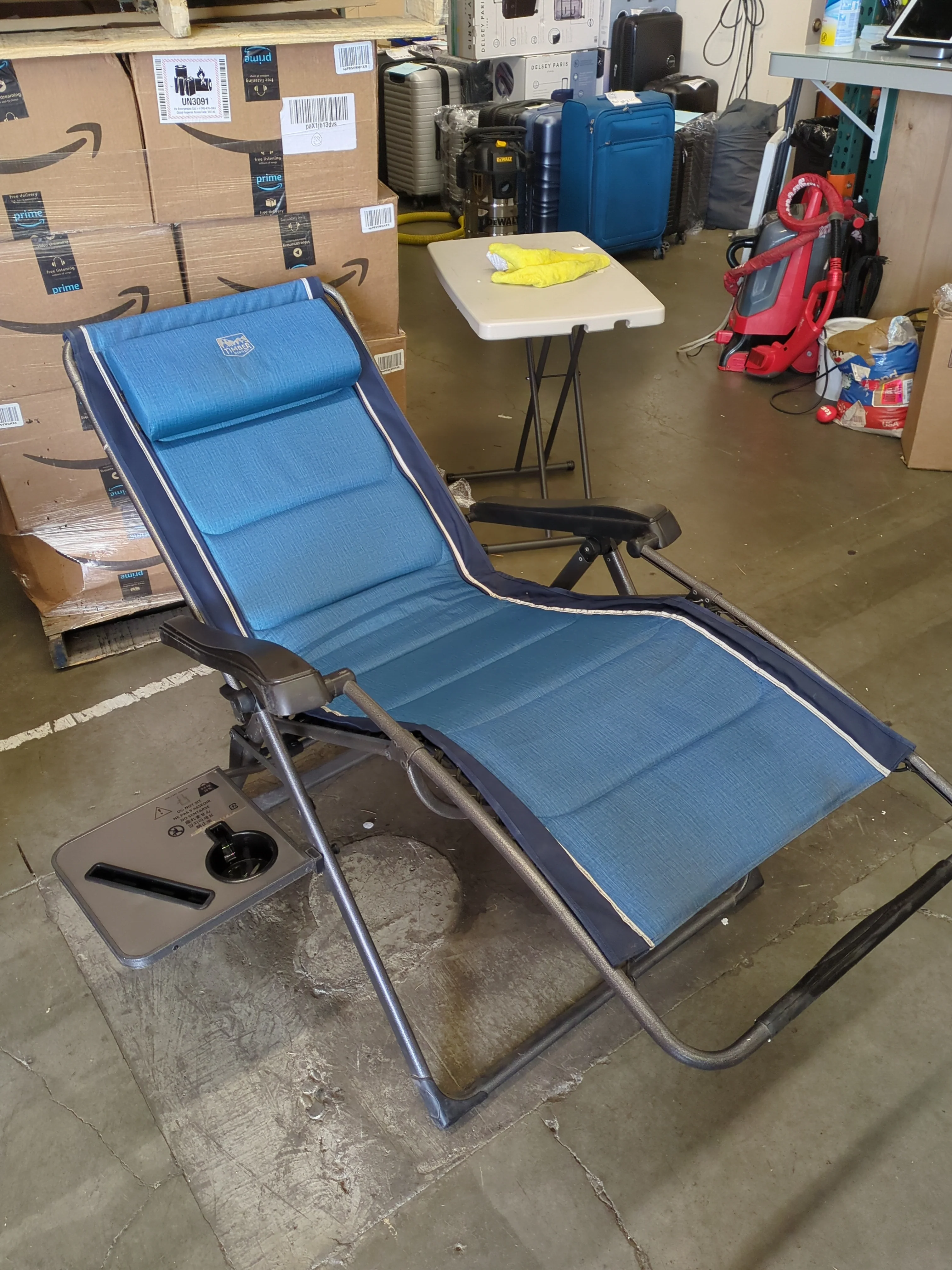 Timber Ridge Zero Gravity Lounger