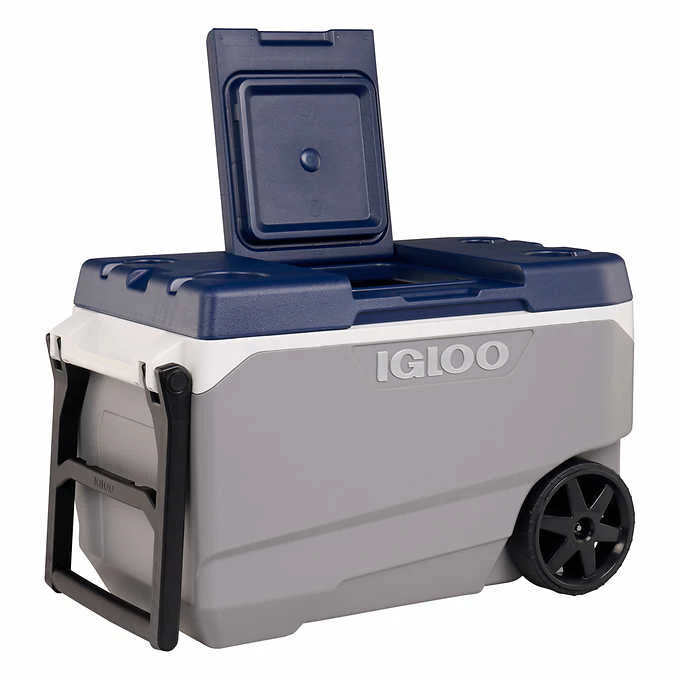 Igloo 90-quart Maxcold Flip and Tow Cooler - Retail $99 - Image 3