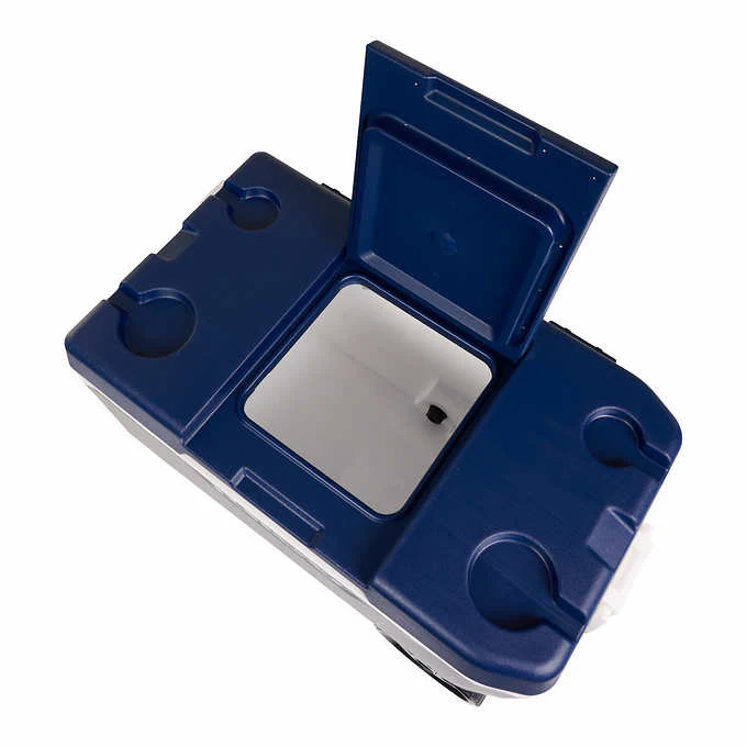 Igloo 90-quart Maxcold Flip and Tow Cooler - Retail $99 - Image 4