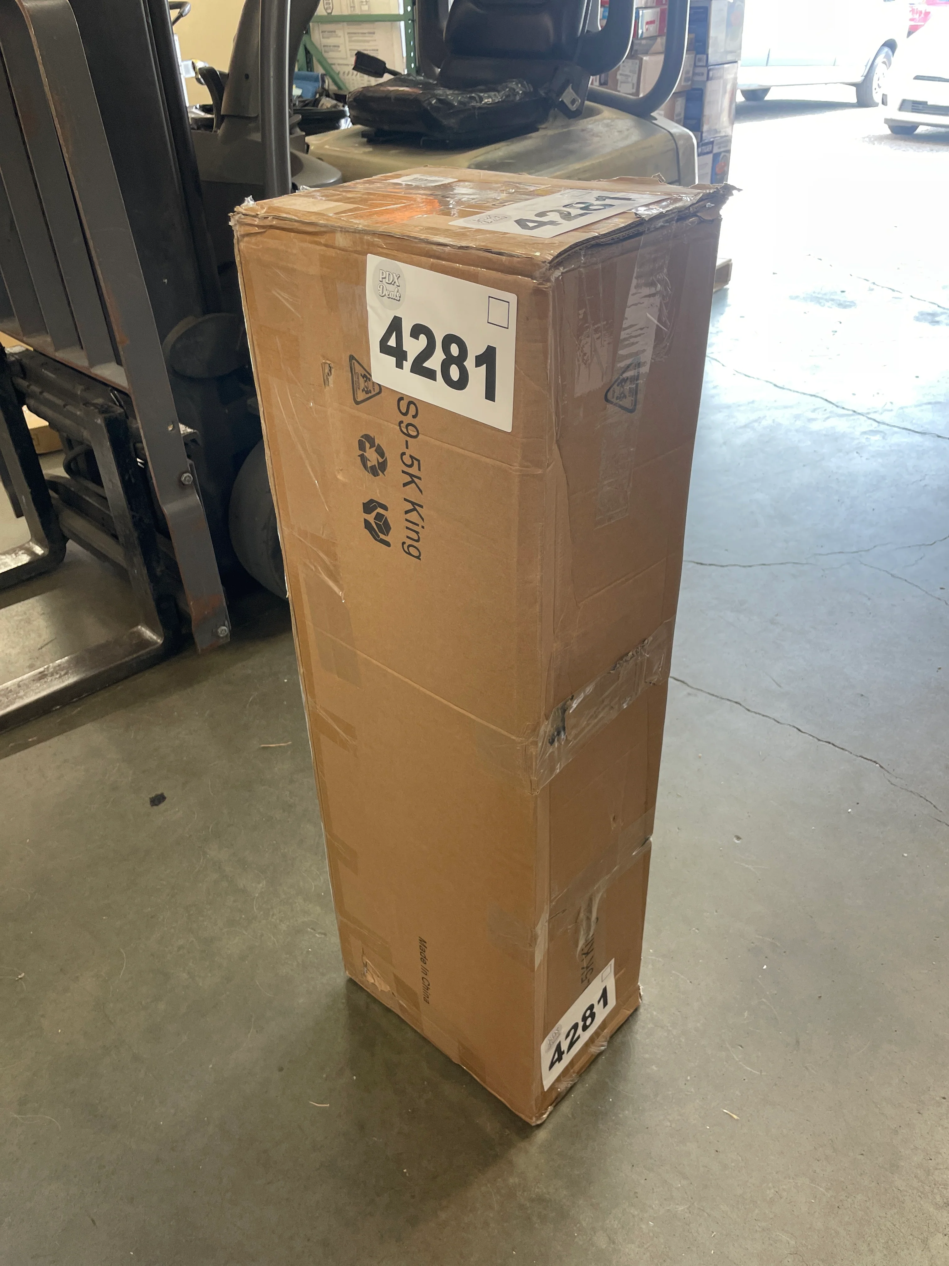 NEW - Box Springs KING Size 9 Inch, Heavy Duty Metal Frame Mattress Foundation with Easy Clean Cover, Noise Free, Easy Assembly- Retail $209 - Image 4