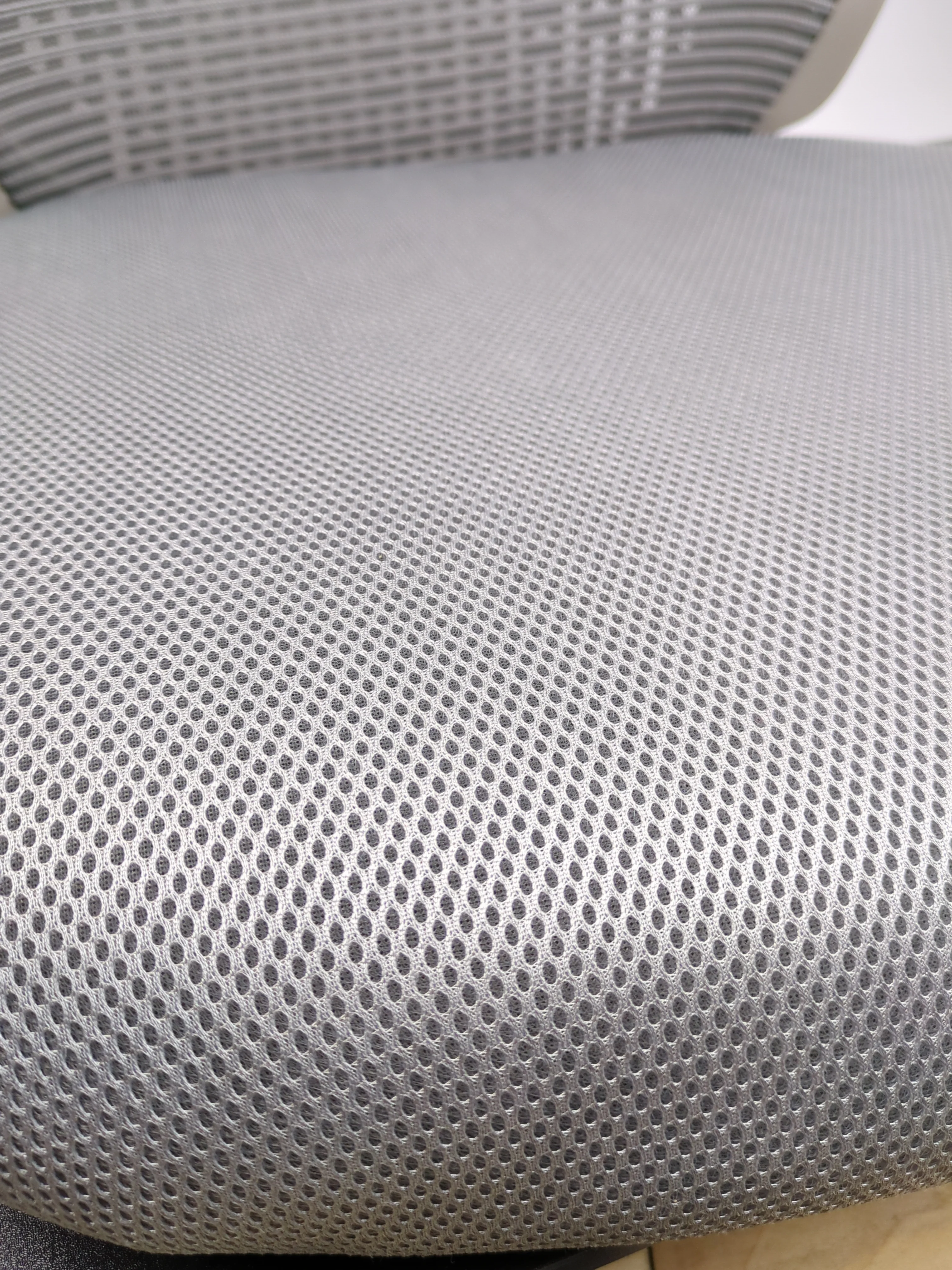 NEW - Ergonomic Office Chair Mesh Back Office Desk Chair Computer Chair Mid Back Task Chair for Home Office Gaming - Retail $79 - Image 7