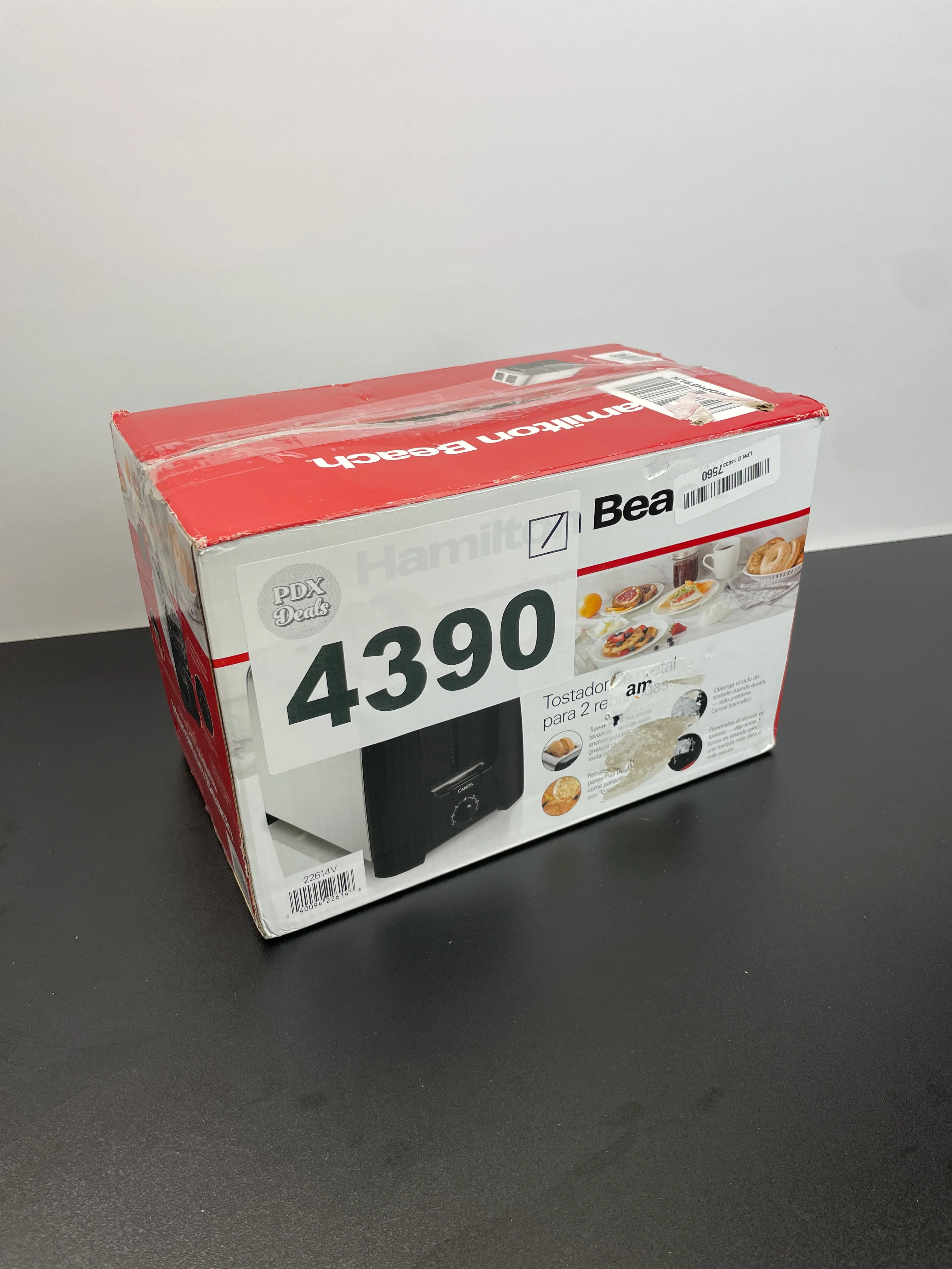 NEW - Hamilton Beach 2 Slice Toaster with Extra Wide Slots, Shade Selector, Auto-Shutoff, Cancel Button and Toast Boost, Black - Retail $25 - Image 3