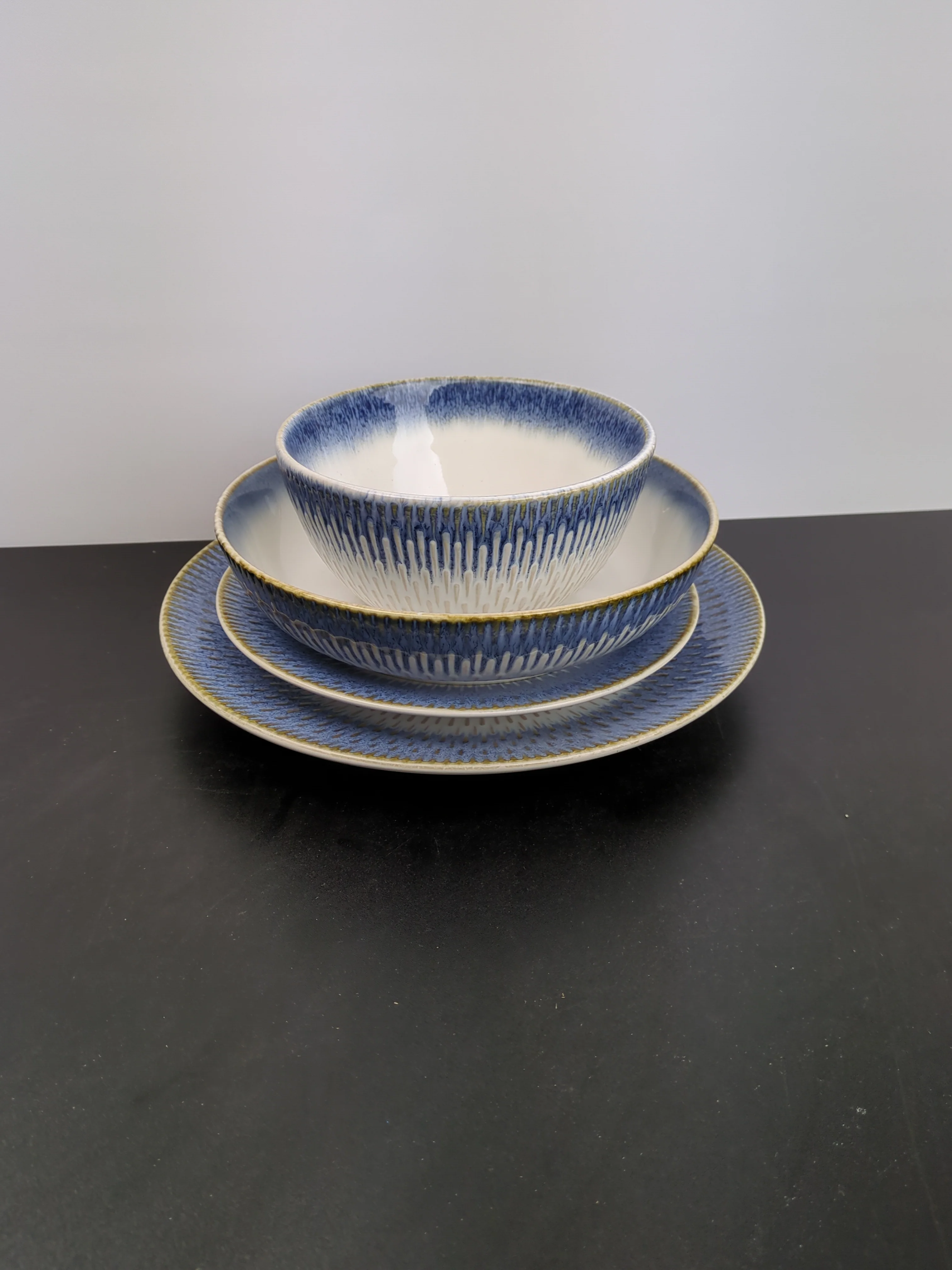 NEW - over&back Blue WESTPOINT 16-piece Dinnerware Set - Retail $55 - Image 6