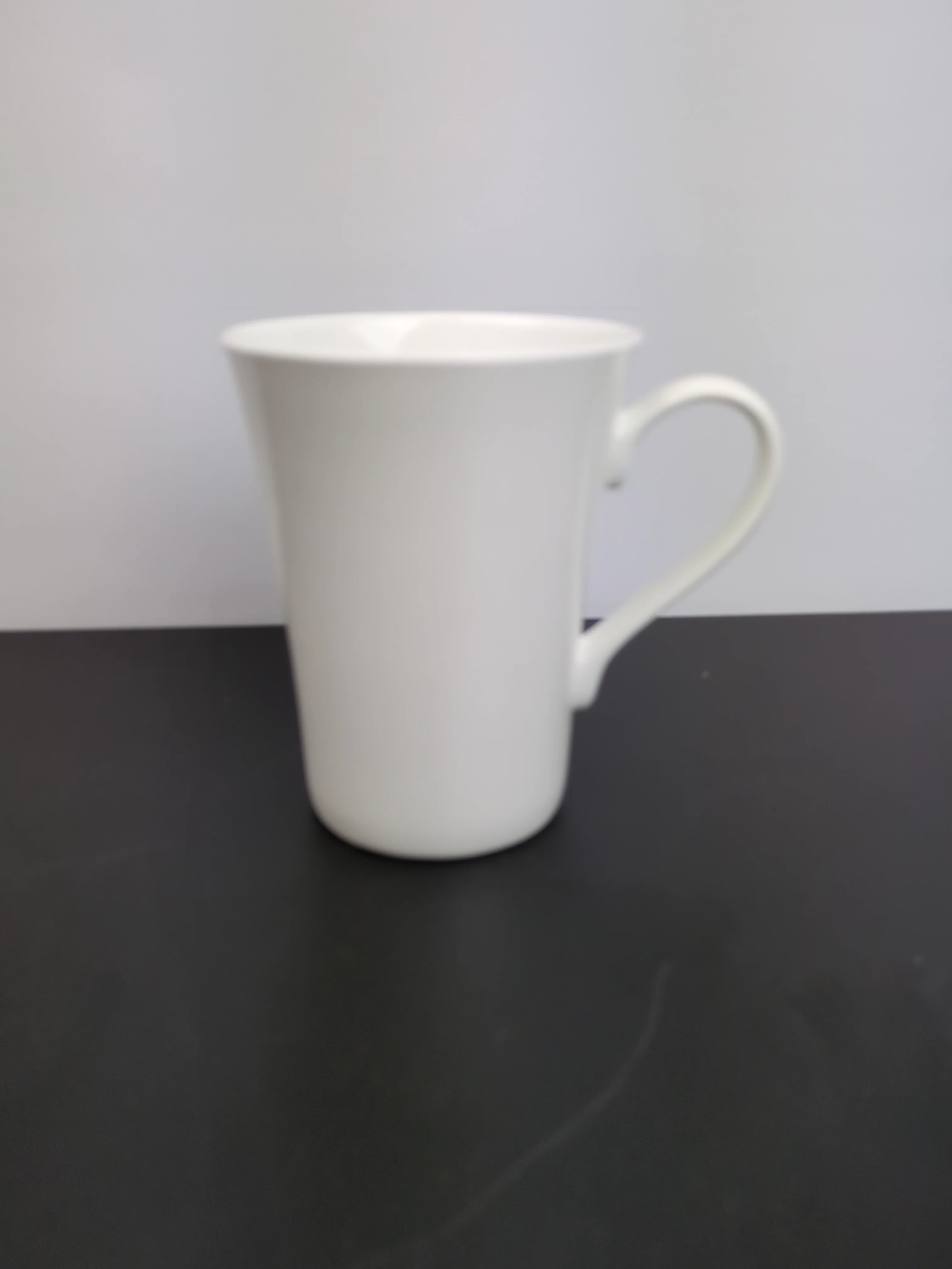 NEW - Mikasa Lausanne 40-piece Bone China Dinnerware Set - Retail $125 - Image 5