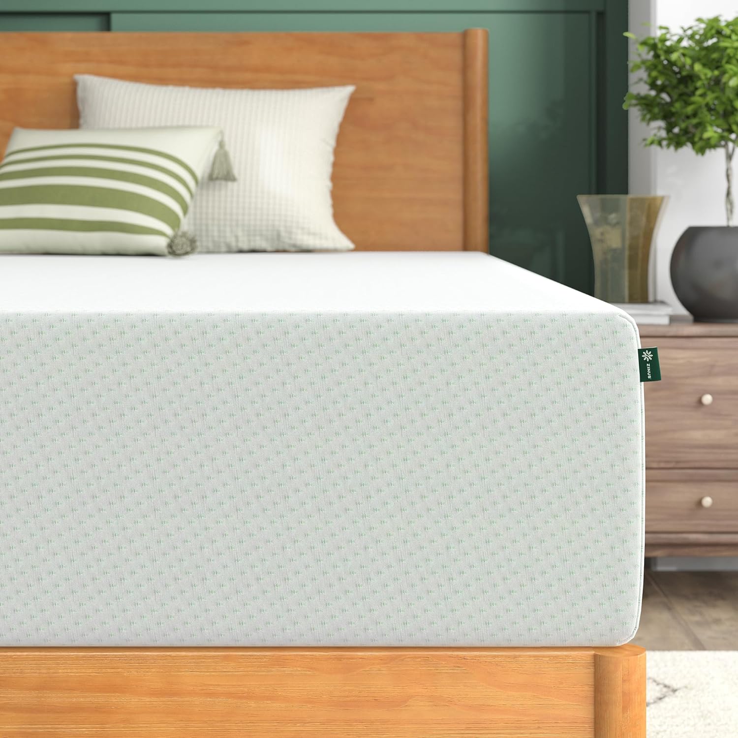 NEW - ZINUS 12 Inch CALI KING Green Tea Memory Foam Mattress, Fiberglass Free, Patented Custom Contour Support, Sturdy Base Foam, CertiPUR-US Certified, Bed-in-a-box, California King, White - (Old Version) - Retail $419 - Image 4