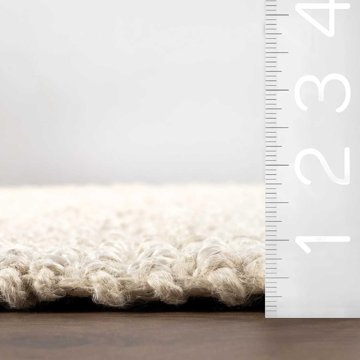 NEW - nuLOOM Daniela Farmhouse Chunky Jute Area Rug, 6x9, Off-white - Retail $149 - Image 4