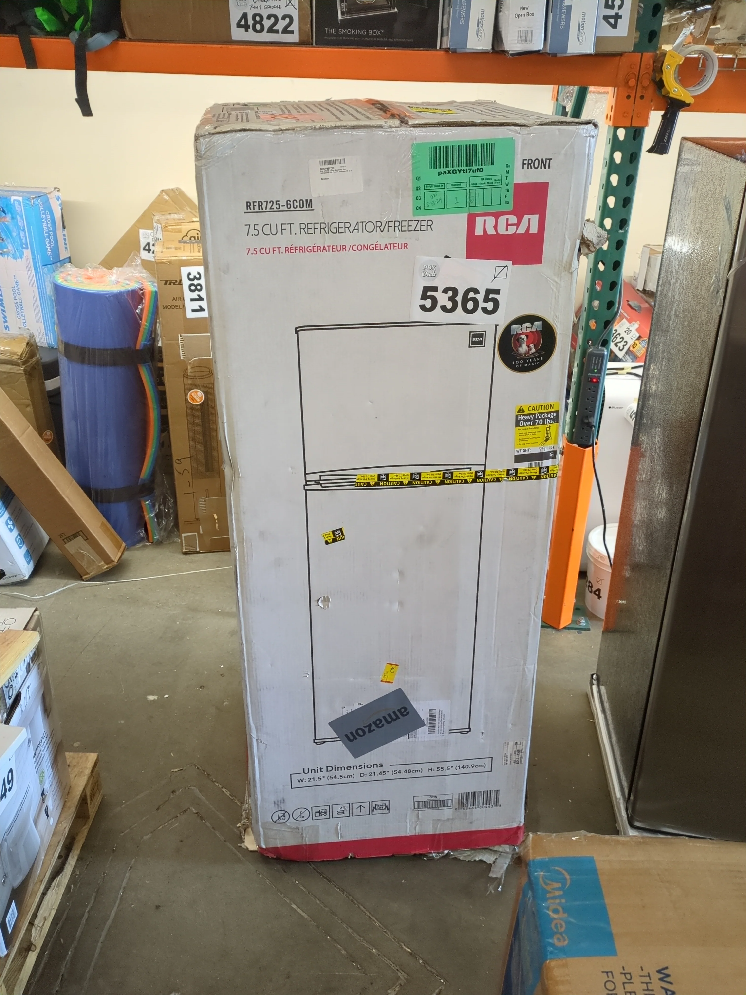 NEW - RCA RFR725 2 Door Apartment Size Refrigerator with Freezer, Stainless,7.5 cu ft - Retail $298 - Image 4