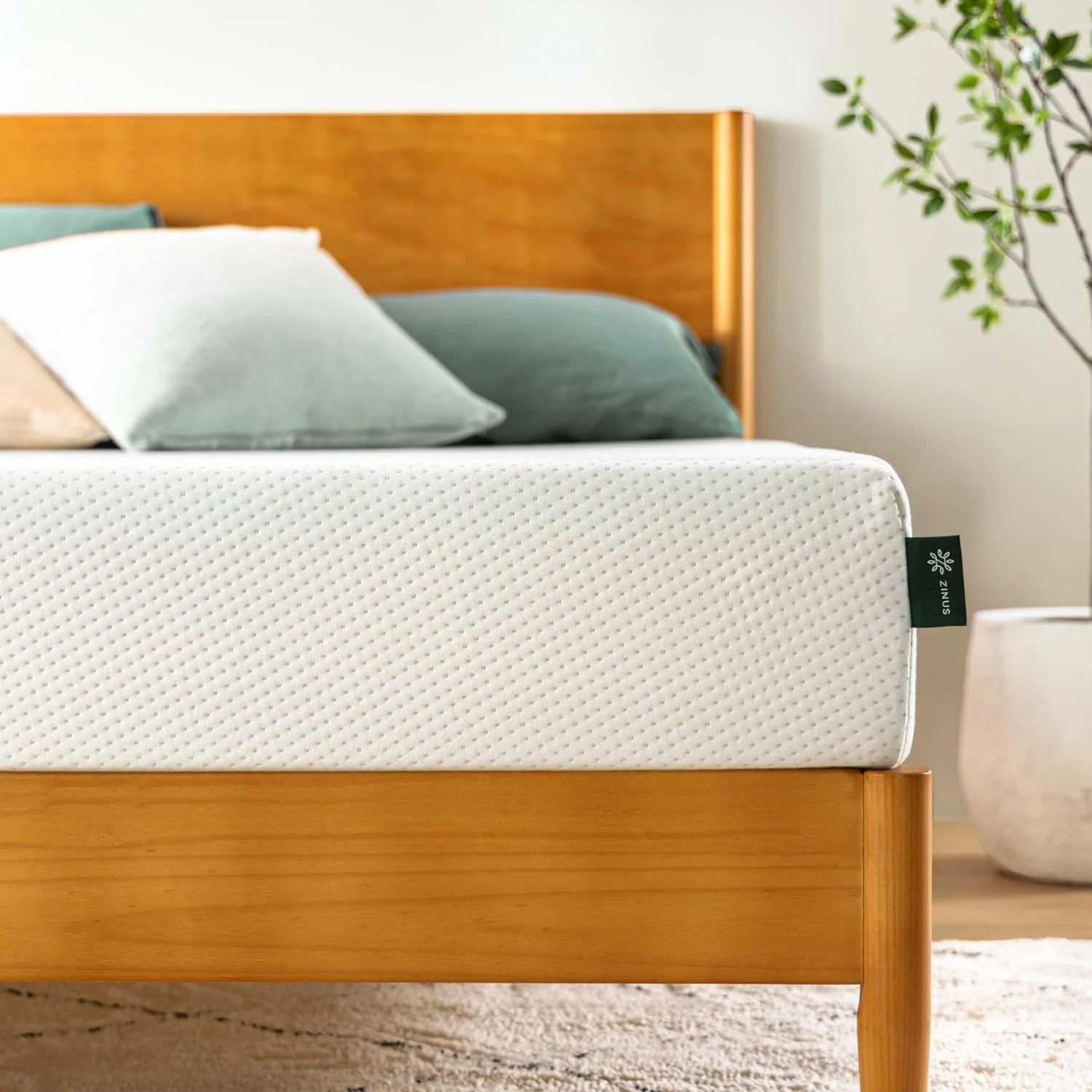 NEW - Zinus Full 8 Inch Green Tea Memory Foam Mattress [New Version], Fiberglass Free, Medium Firm Feel, Zoned Pressure Relief, Certified Safe Foams & Fabric, Bed-in-A-Box, Full - Retail $190 - Image 2