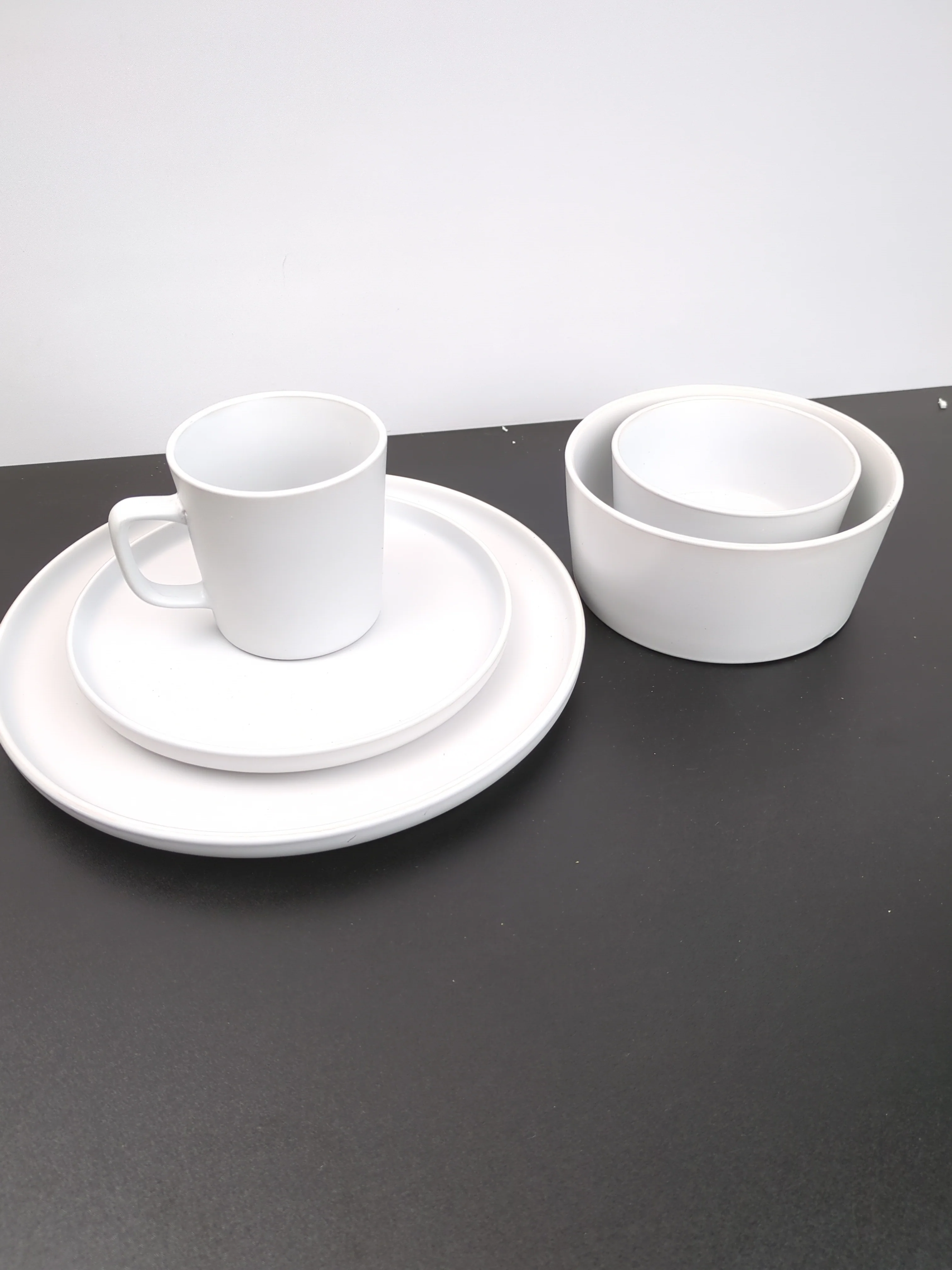 NEW - Elama Luxmatte Dinnerware Set, 20 Piece, White - Retail $49 - Image 5