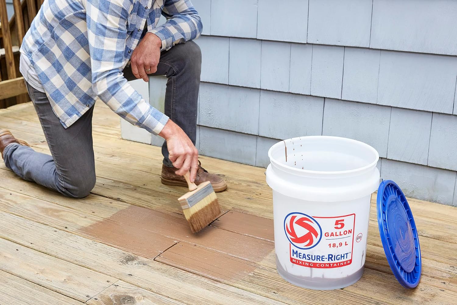 NEW - United Solutions 5 Gallon Measure Right Bucket with Graduated Marking in Gallon and Liters, 2 Pack - Retail $19 - Image 3