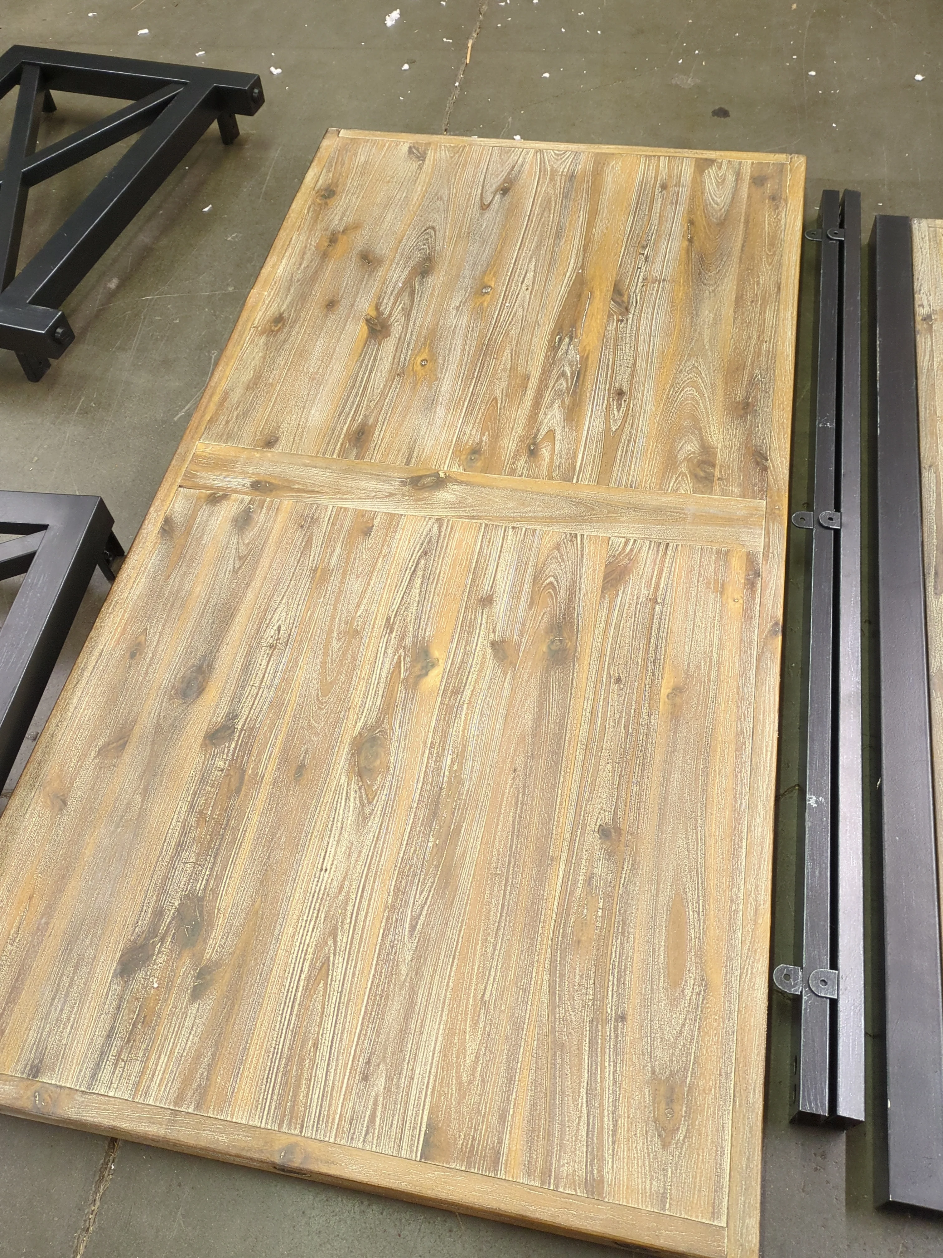 Flexsteel Rectangular Coffee Table - Retail $424 - Image 3