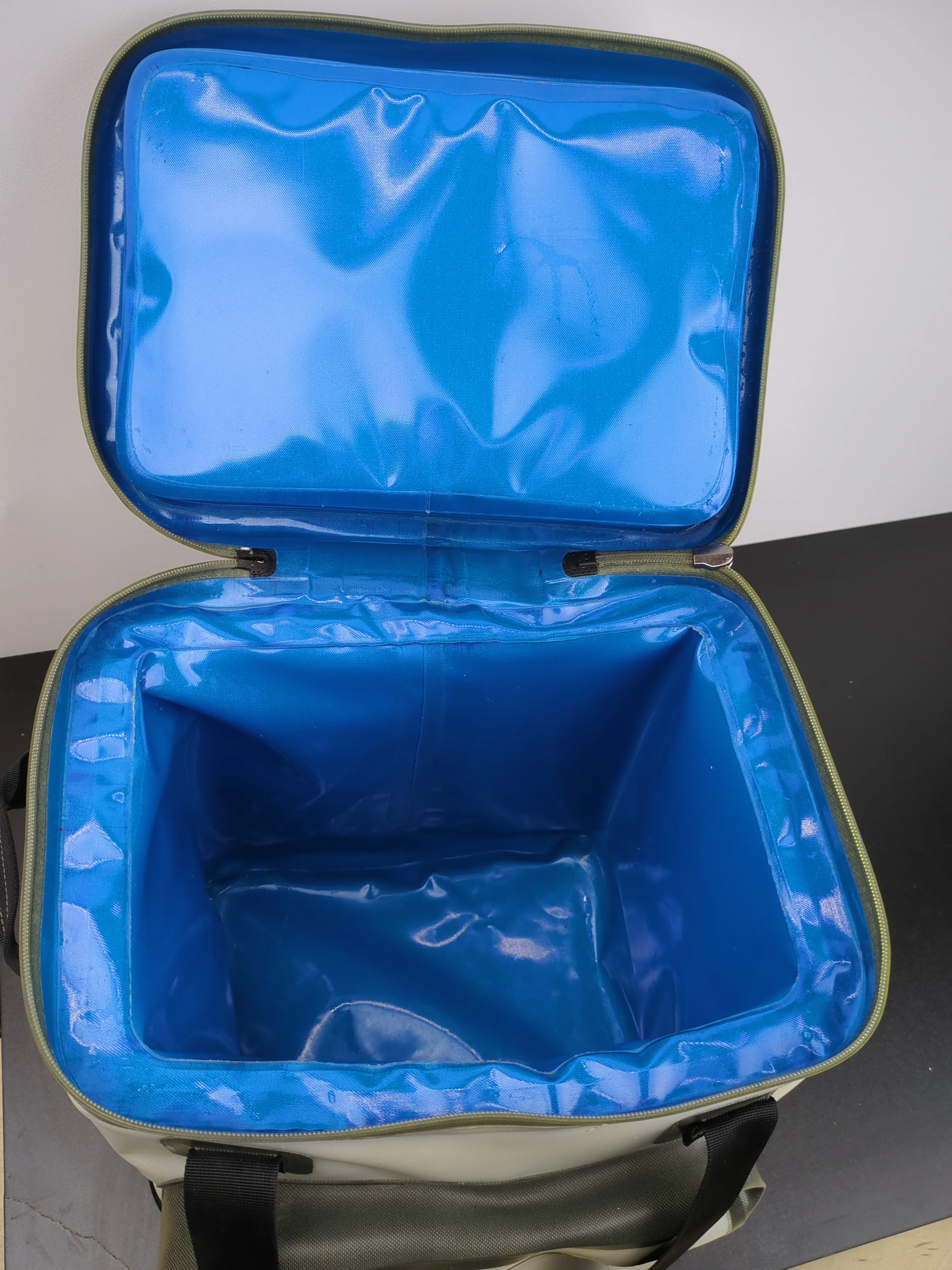 Coho 24 Can Soft Sided Portable Cooler and Lunch Box - Retail $59 - Image 2