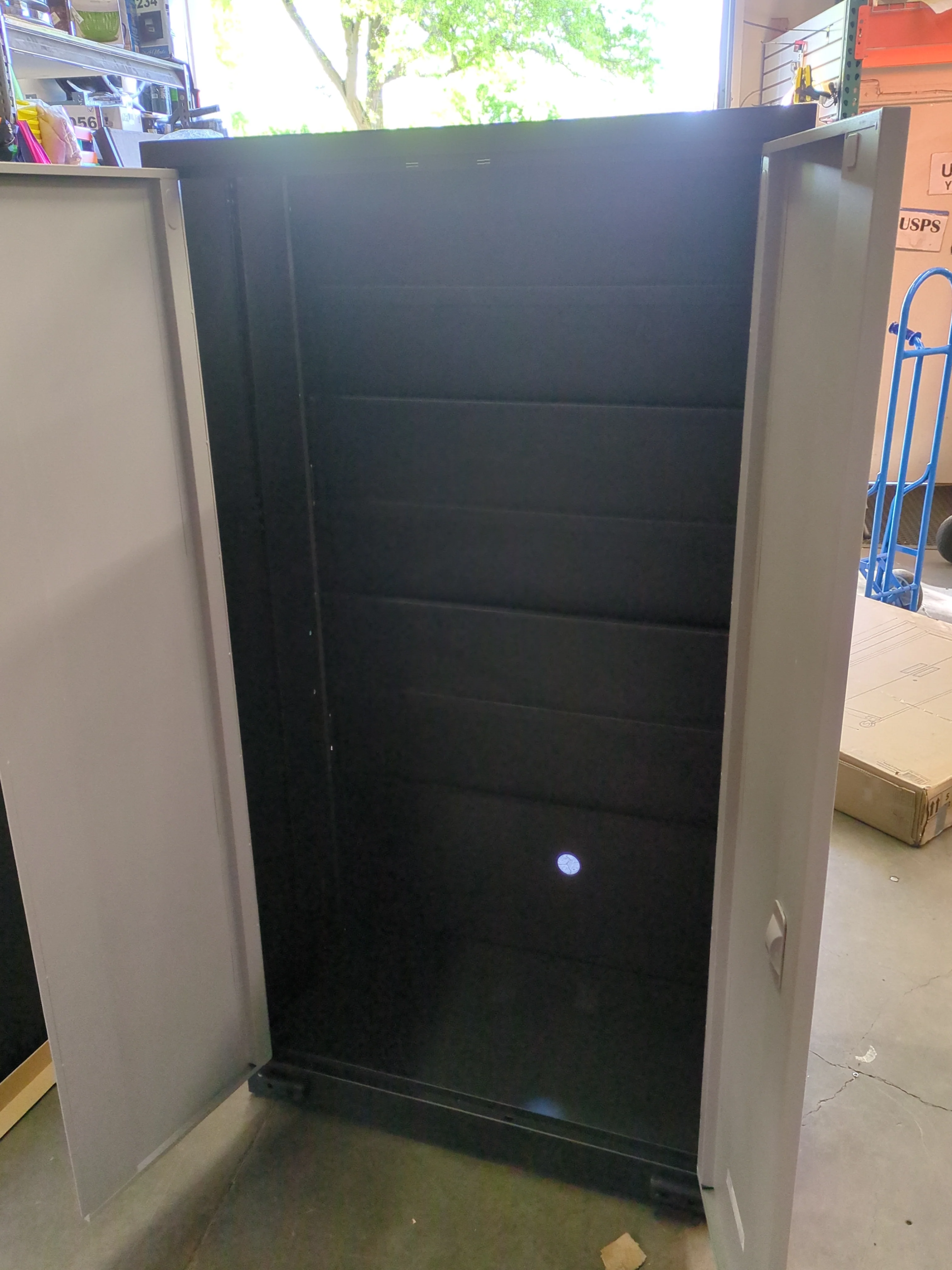 Armadillo Gear Collapsible Storage Locker - Retail $399 - Image 8