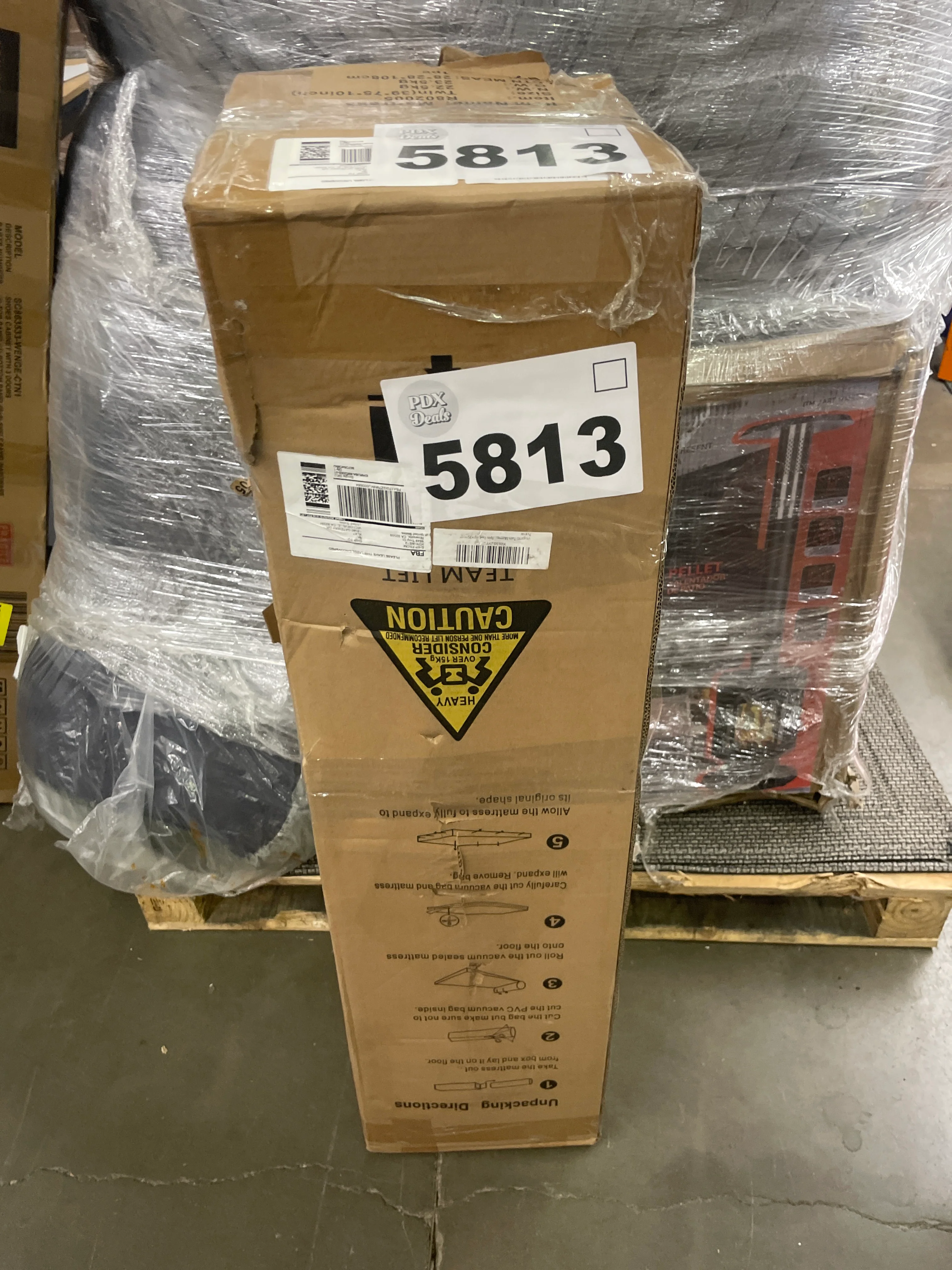 NEW - Vesgantti Twin Mattress, 10 Inch Hybrid Twin Size Mattress in a Box, Single Bed Mattress with Memory Foam and Pocket Spring, Ergonomic Design & Pressure Relief, Medium Firm Feel, 39"*75"*10" - Retail $219 - Image 6