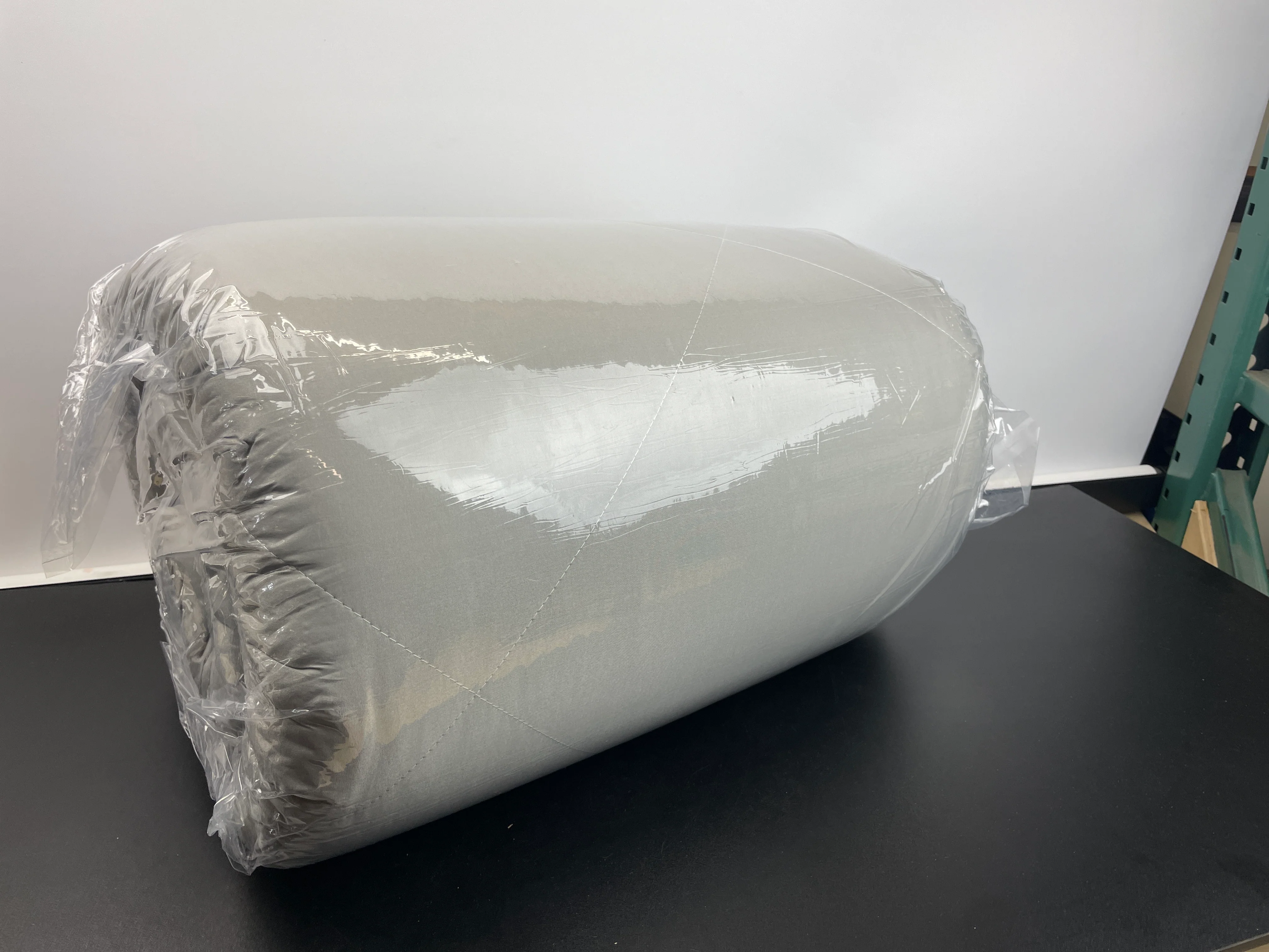 NEW - Heimorn Japanese QUEEN Floor Mattress Futon Mattress, Thicken Sleeping Mattress Foldable & Portable Roll up Camping Mattress with Dust-Proof Cover, Gray - Retail $139 - Image 3
