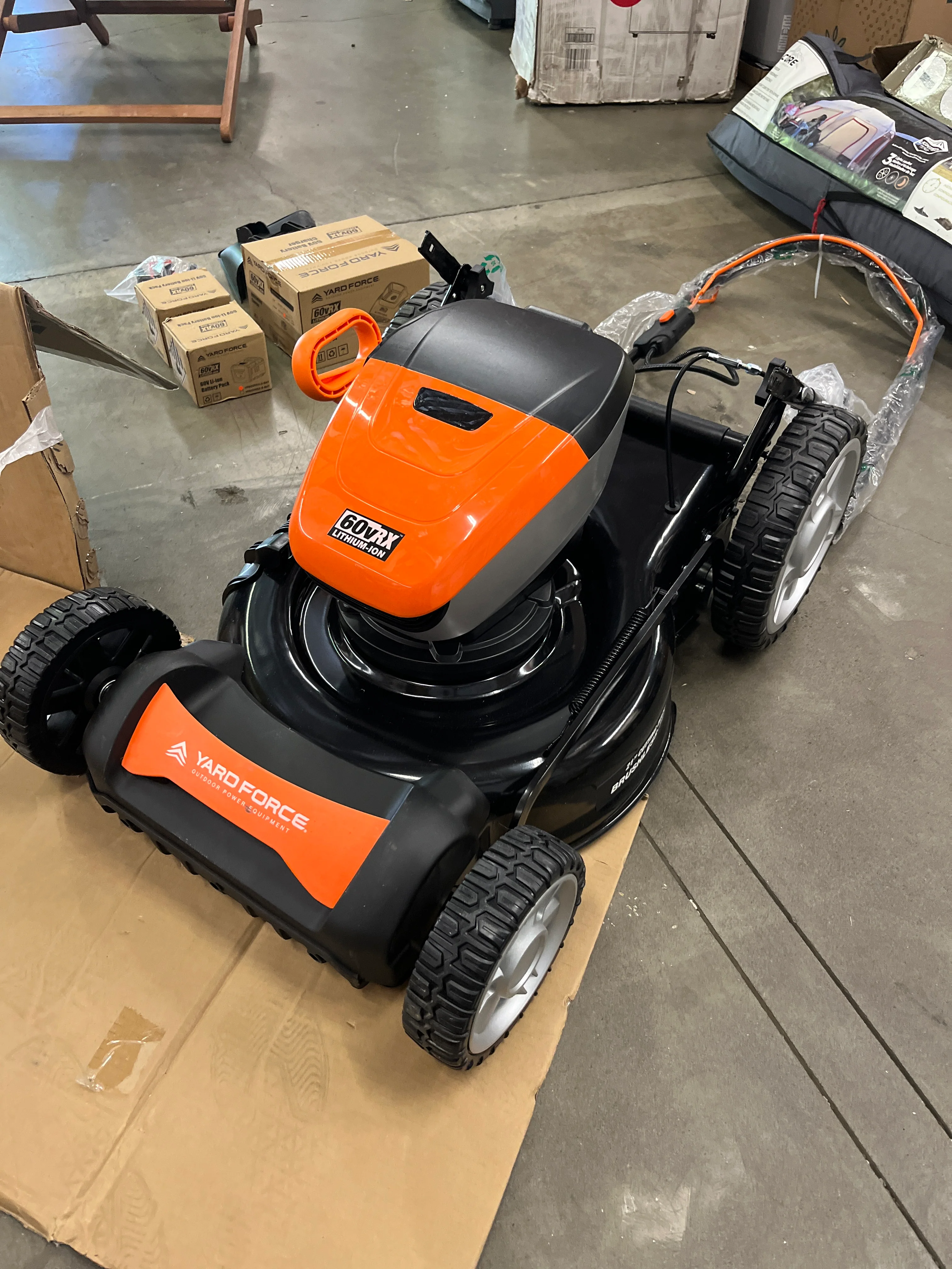 NEW - Yardforce 60v Self-Propelled Mower with 2 4Ah Batteries, Rapid Charger - Retail $499 - Image 4