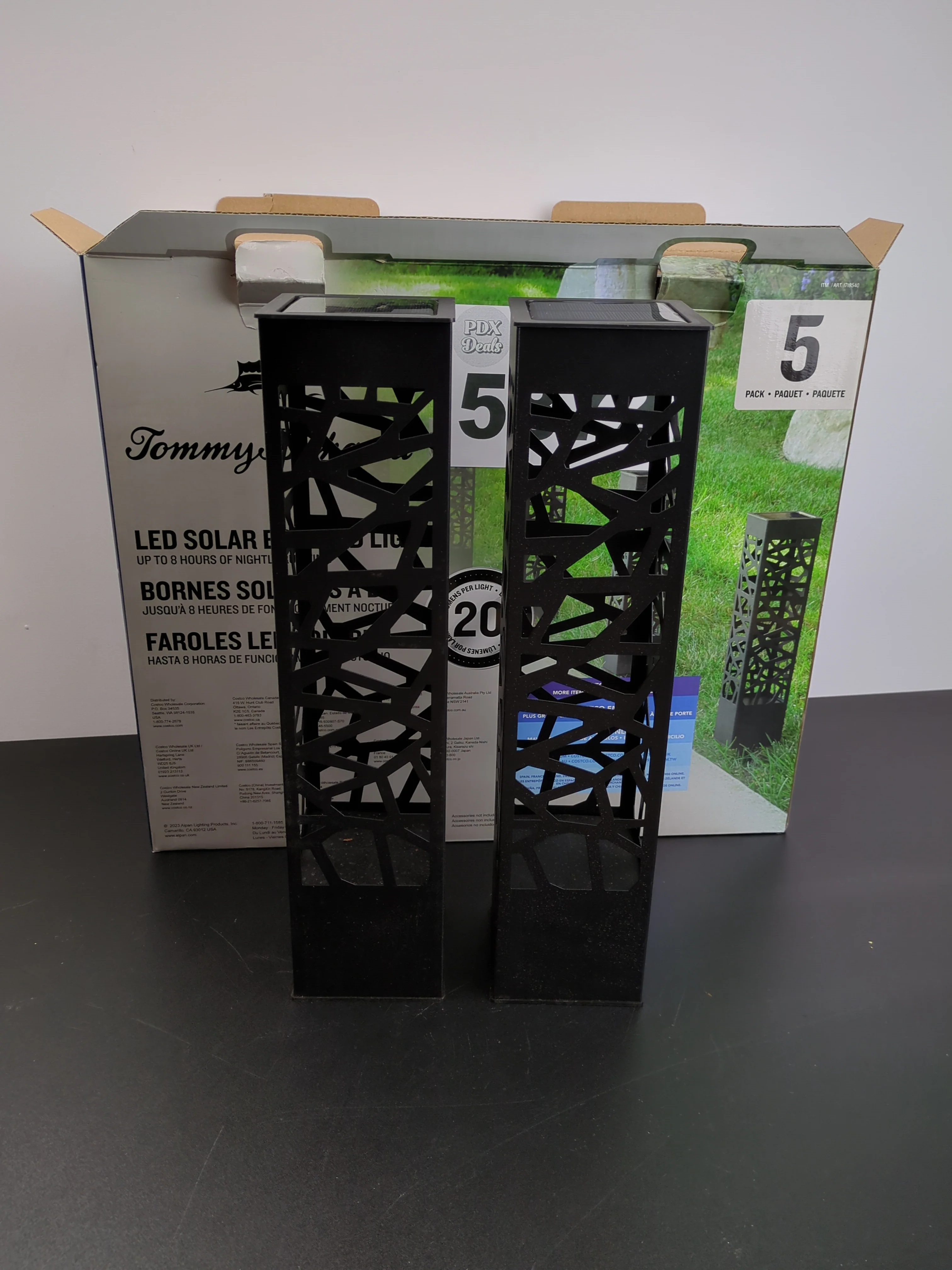 Tommy Bahama Square Solar Bollard Lights – 20 Lumen, 5-pack - Retail $39 - Image 5