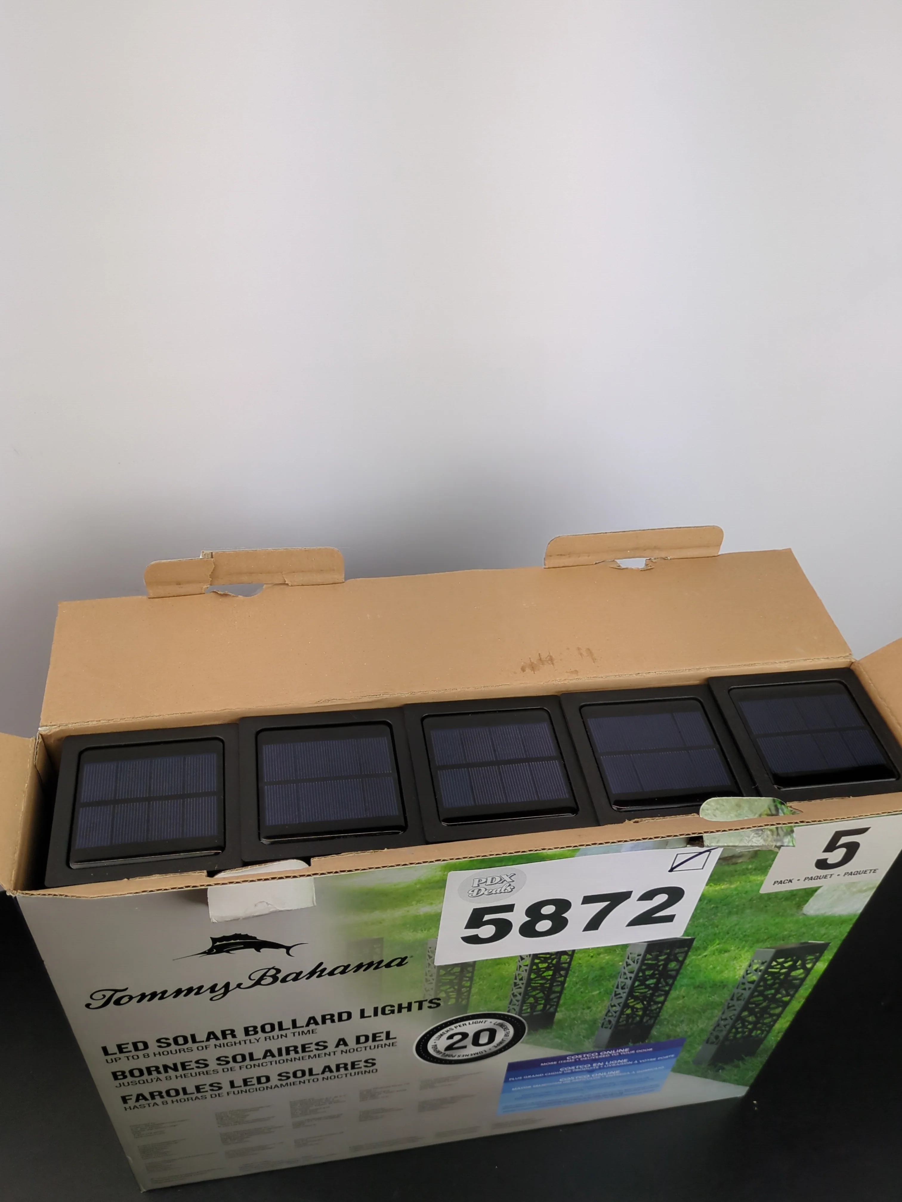 Tommy Bahama Square Solar Bollard Lights – 20 Lumen, 5-pack - Retail $39 - Image 7