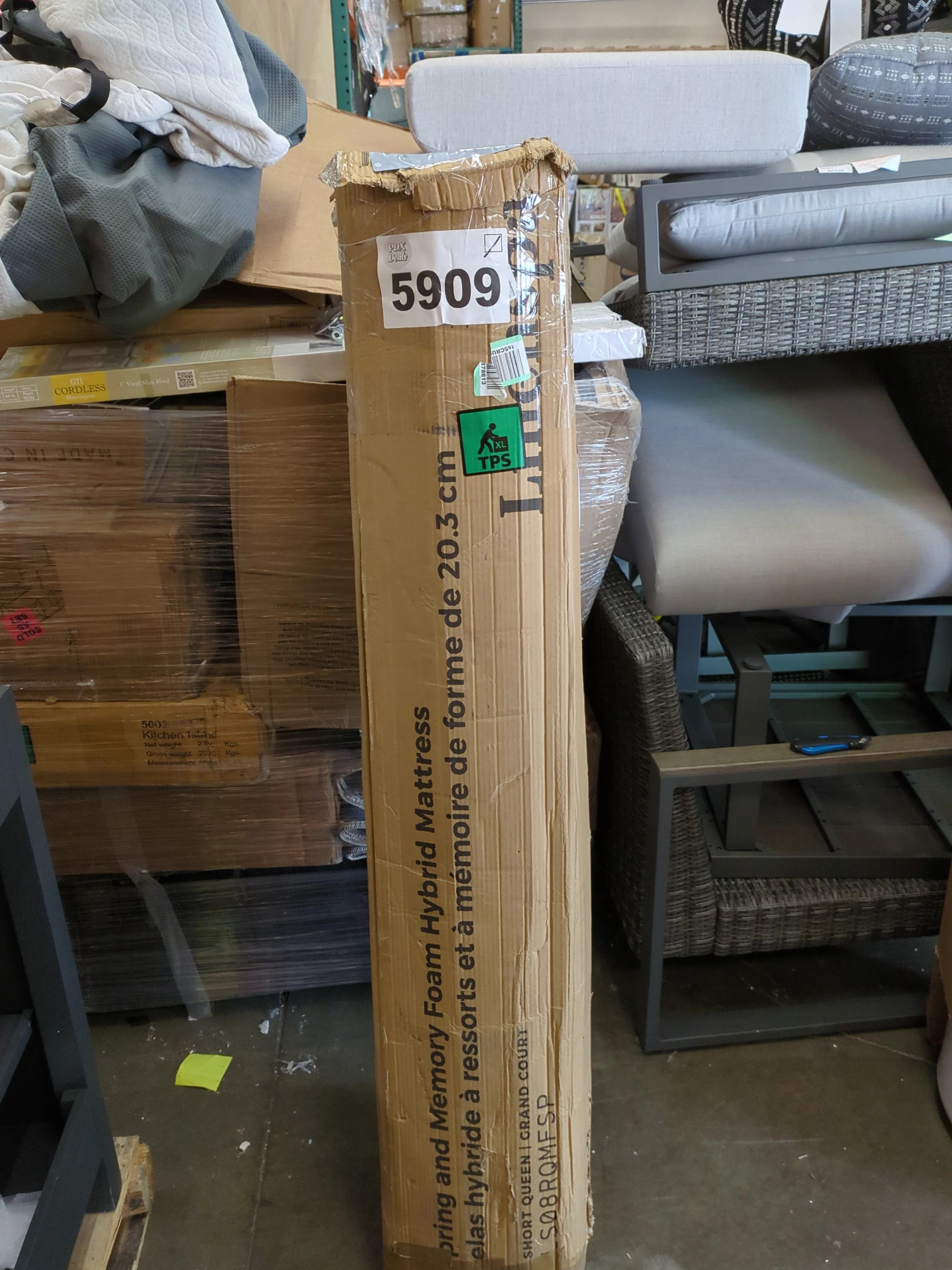 NEW - Linenspa 8 Inch SHORT QUEEN Memory Foam and Spring Hybrid Mattress - RV Trailer & Camper - Medium Firm Feel - Cooling & Conforming Support - Quality Comfort - Breathable - Bed in a Box - Short Queen Size - Retail $229 - Image 5