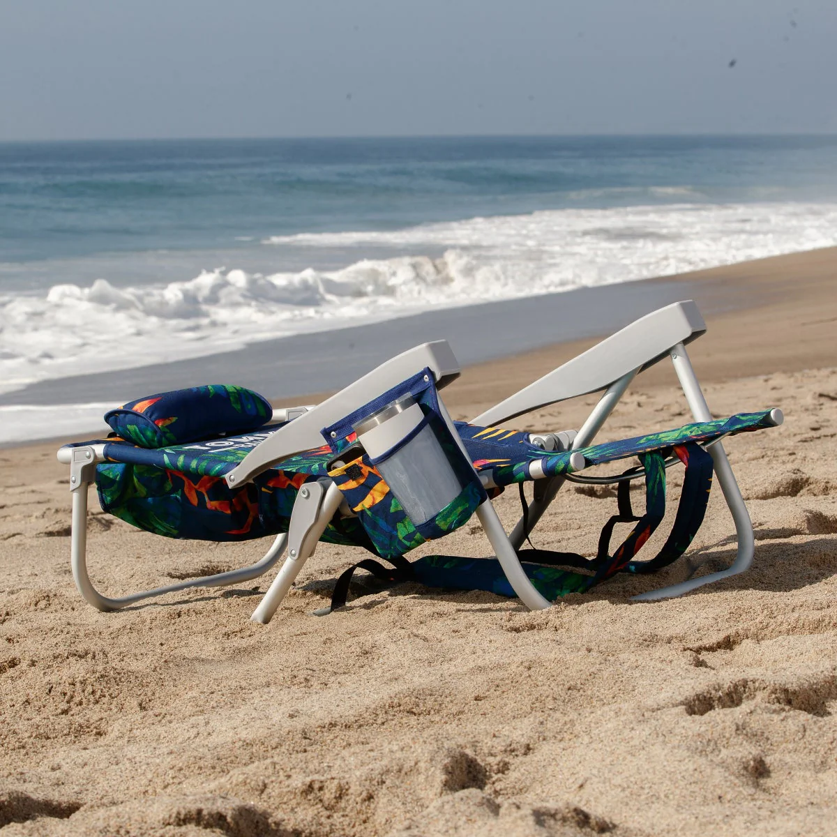 Tommy Bahama Beach Chair 2-pack - Image 2