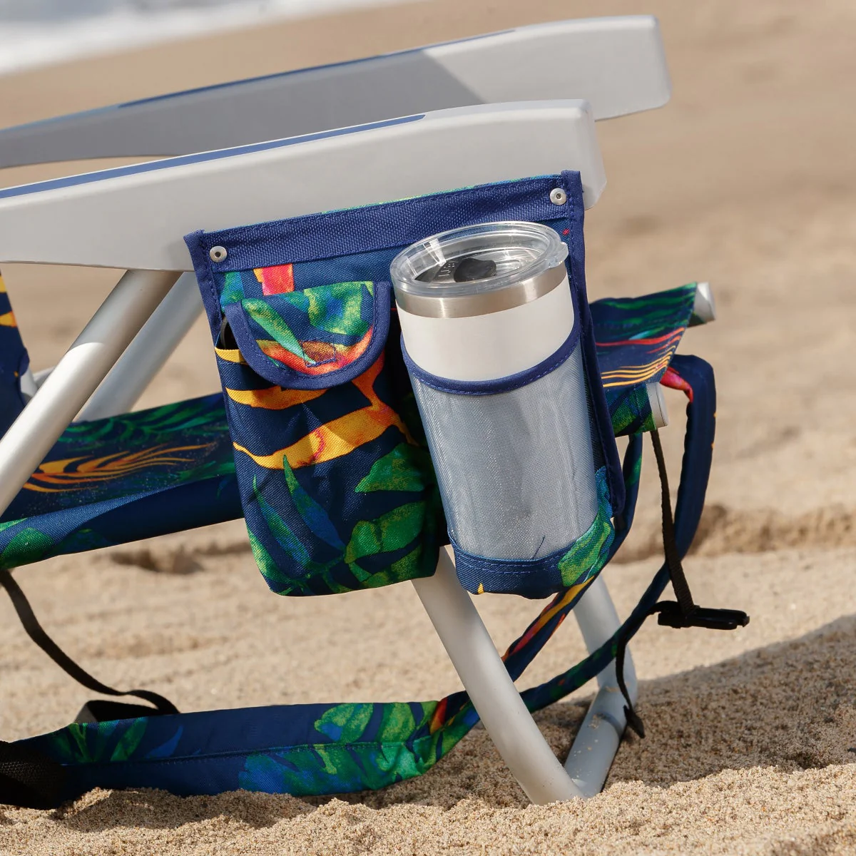 Tommy Bahama Beach Chair 2-pack - Image 4
