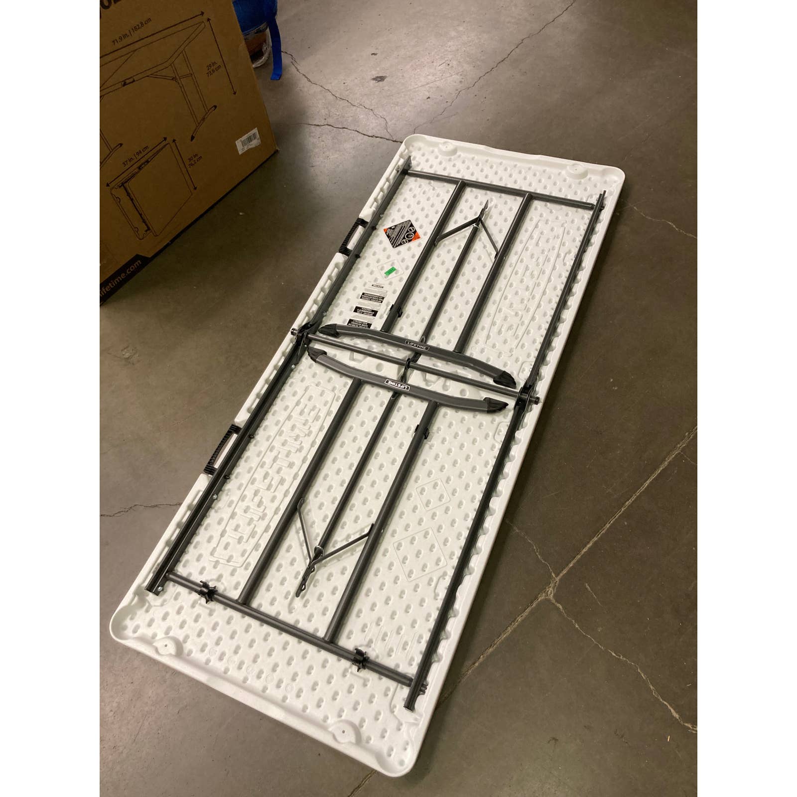Lifetime Commercial 6' Fold-in-Half Table - Image 3