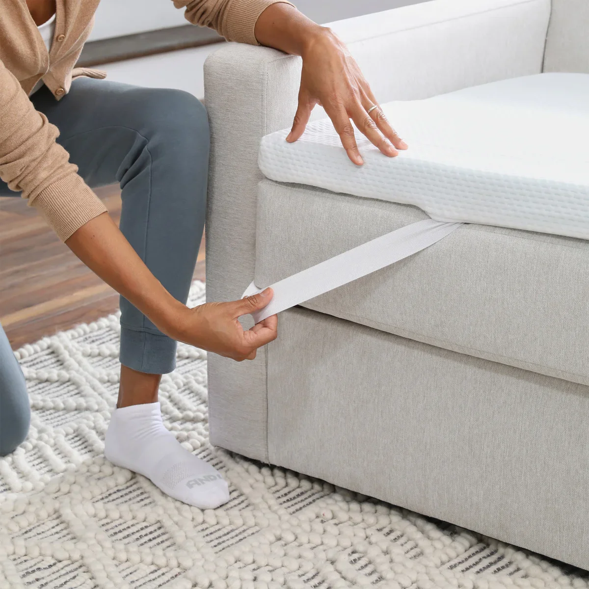 NEW - Flexsteel Modular Sectional Sleep Kit - Retail $149 - Image 2