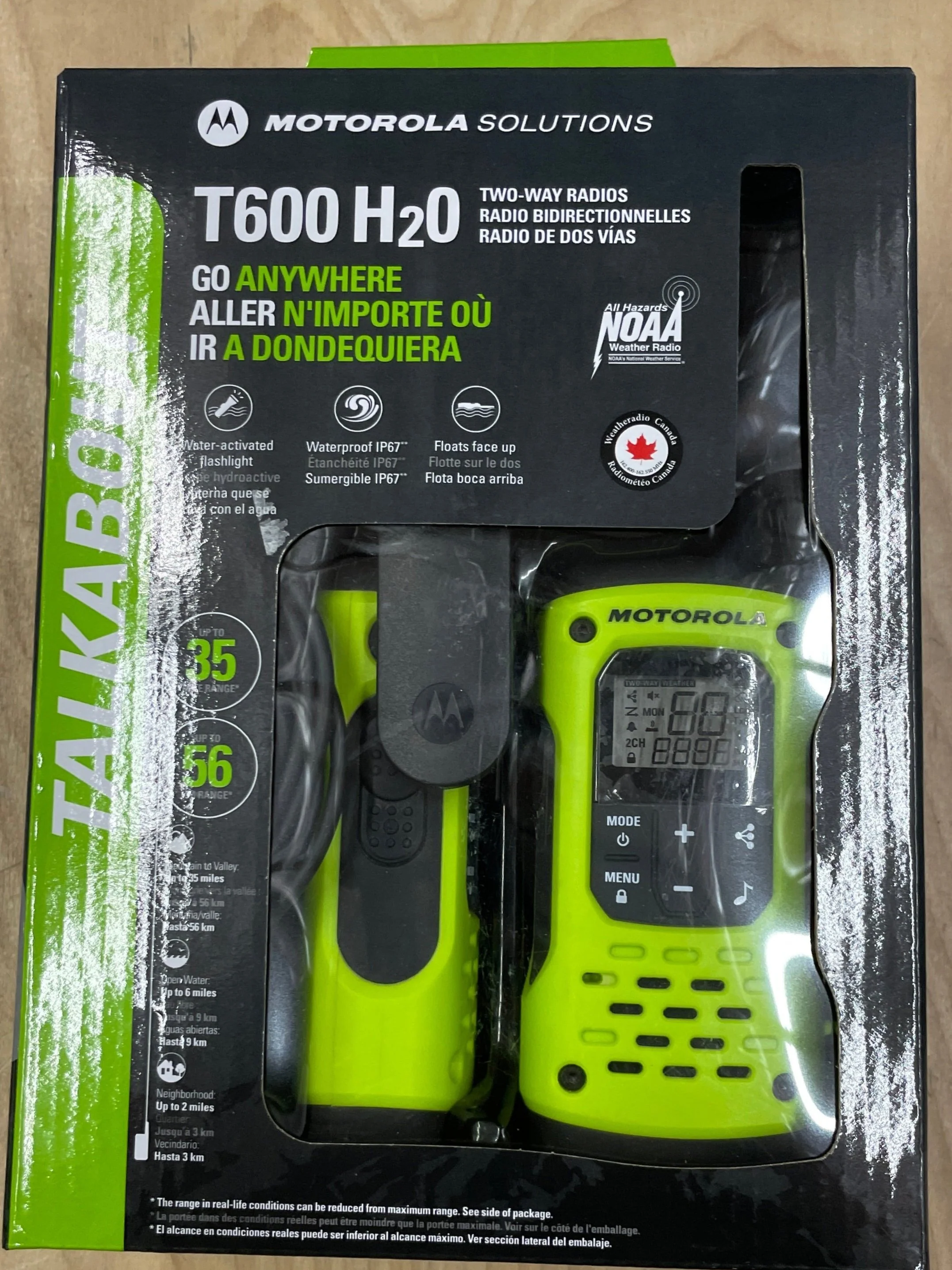 Motorola Solutions T600 35 Miles Waterproof Two-way Radio Green, 2-pack - Image 2