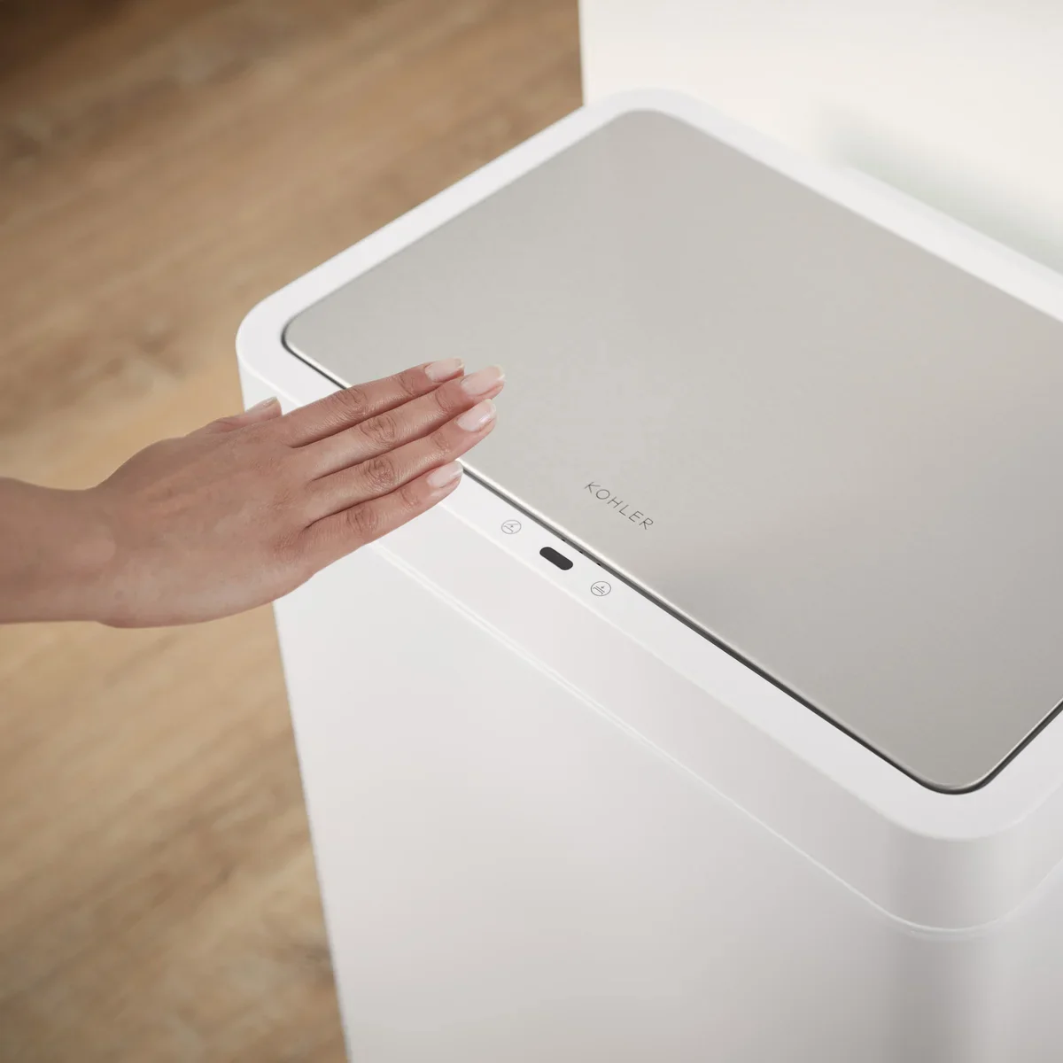 NEW - Kohler 48L Motion Sensor Trash Can White - Image 2