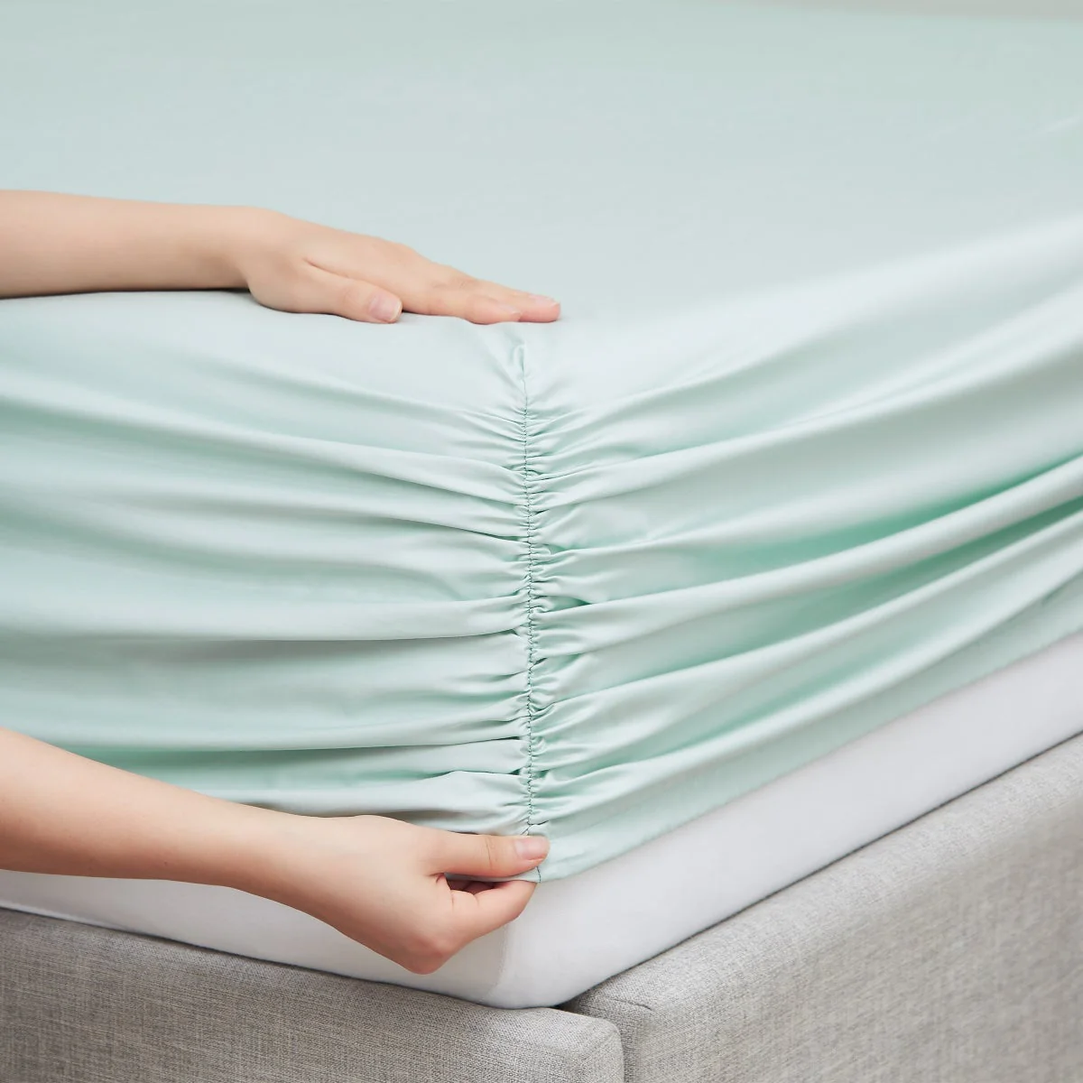 QUEEN Hotel Signature Egyptian Cotton 400 Thread Count 6-piece Sheet Set - Retail $50 - Image 4