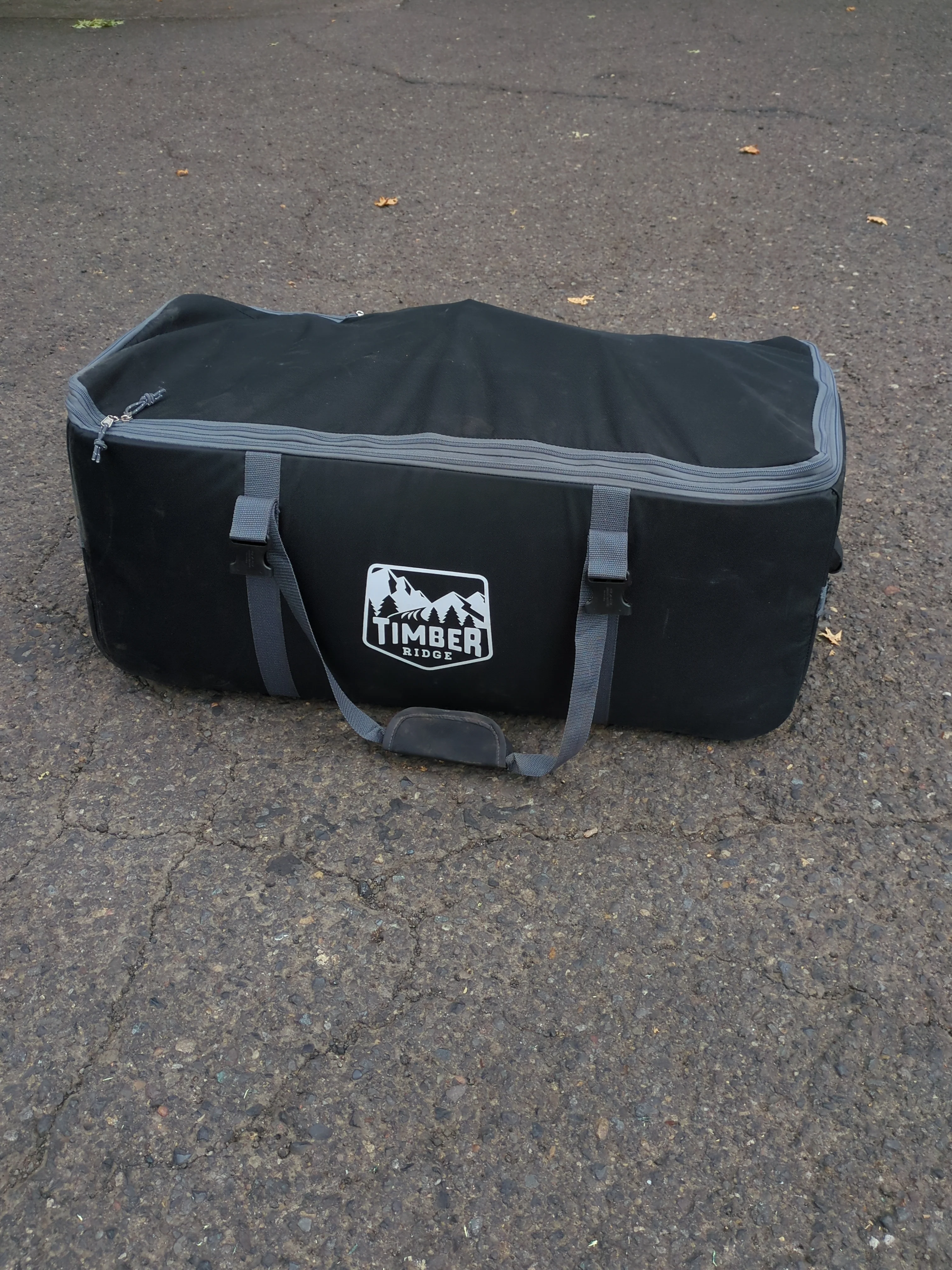Timber Ridge Grand Teton Outfitter Tent 6 Person - Retail $349 - Image 4