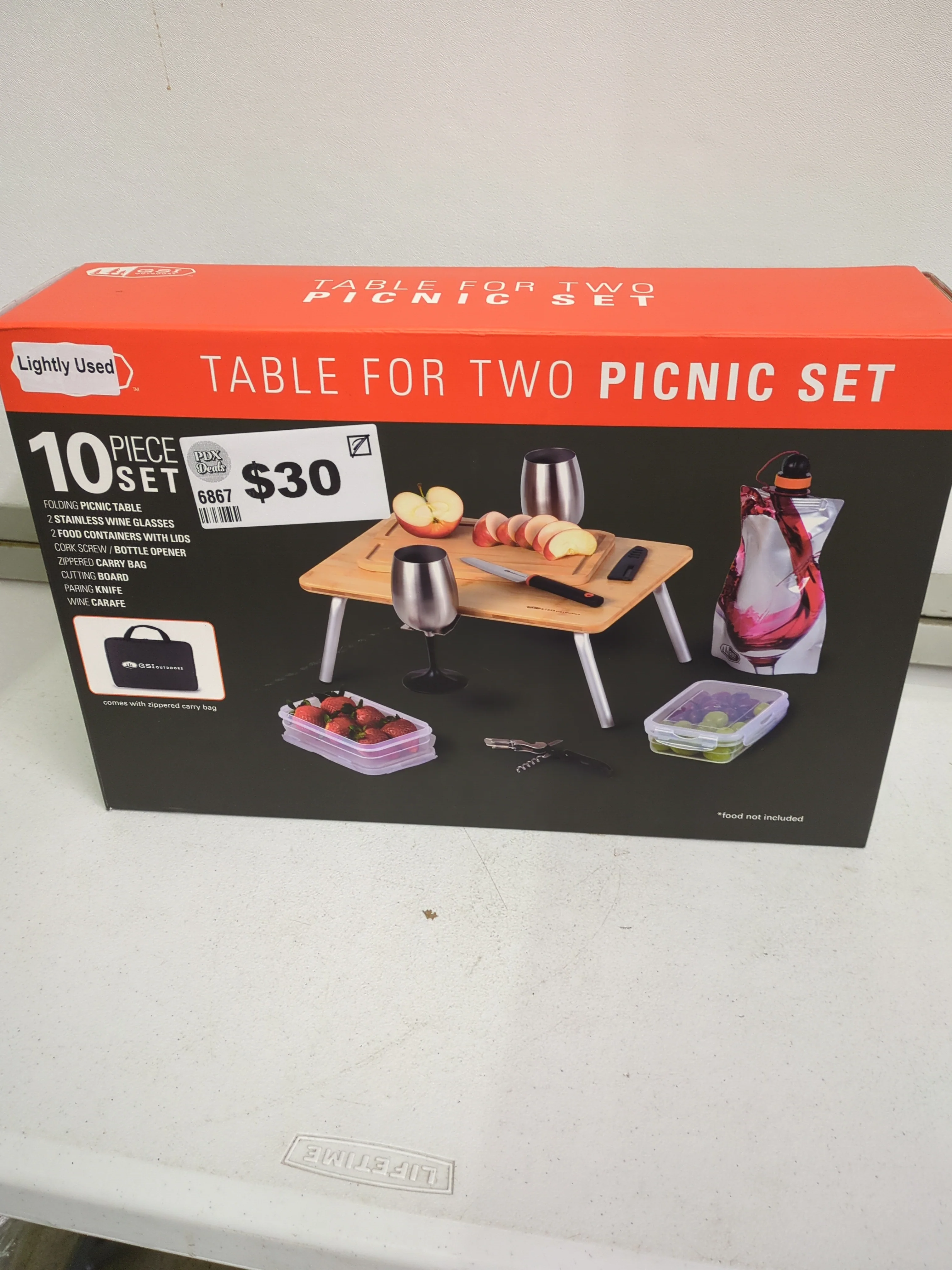 Table for Two Picnic Set - Retail $60 - Image 5