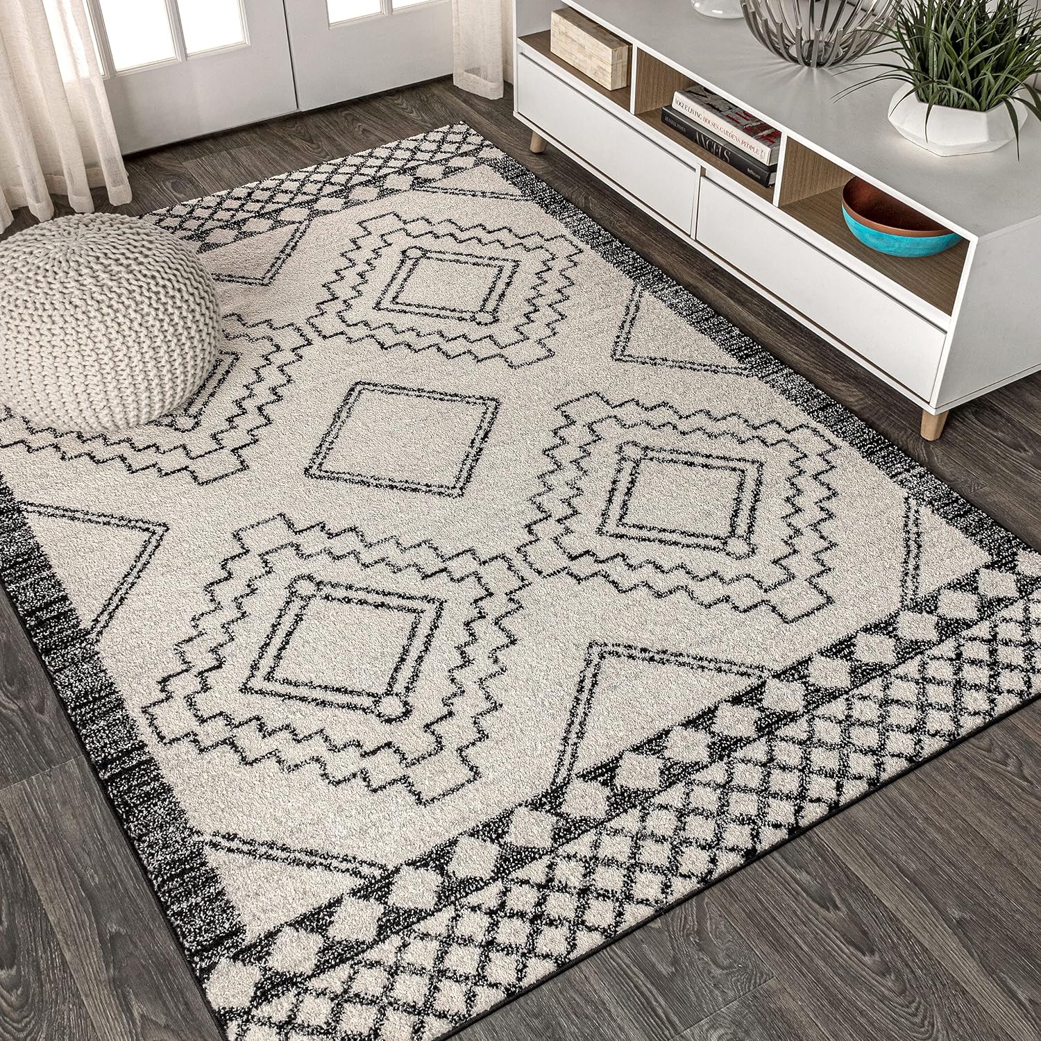 JONATHAN Y MOH200A-8 Amir Moroccan Beni Souk Indoor Area-Rug Bohemian Farmhouse Rustic Geometric Easy-Cleaning Bedroom Kitchen Living Room Non Shedding, 8 X 10, Cream,Black - Retail $110 - Image 3