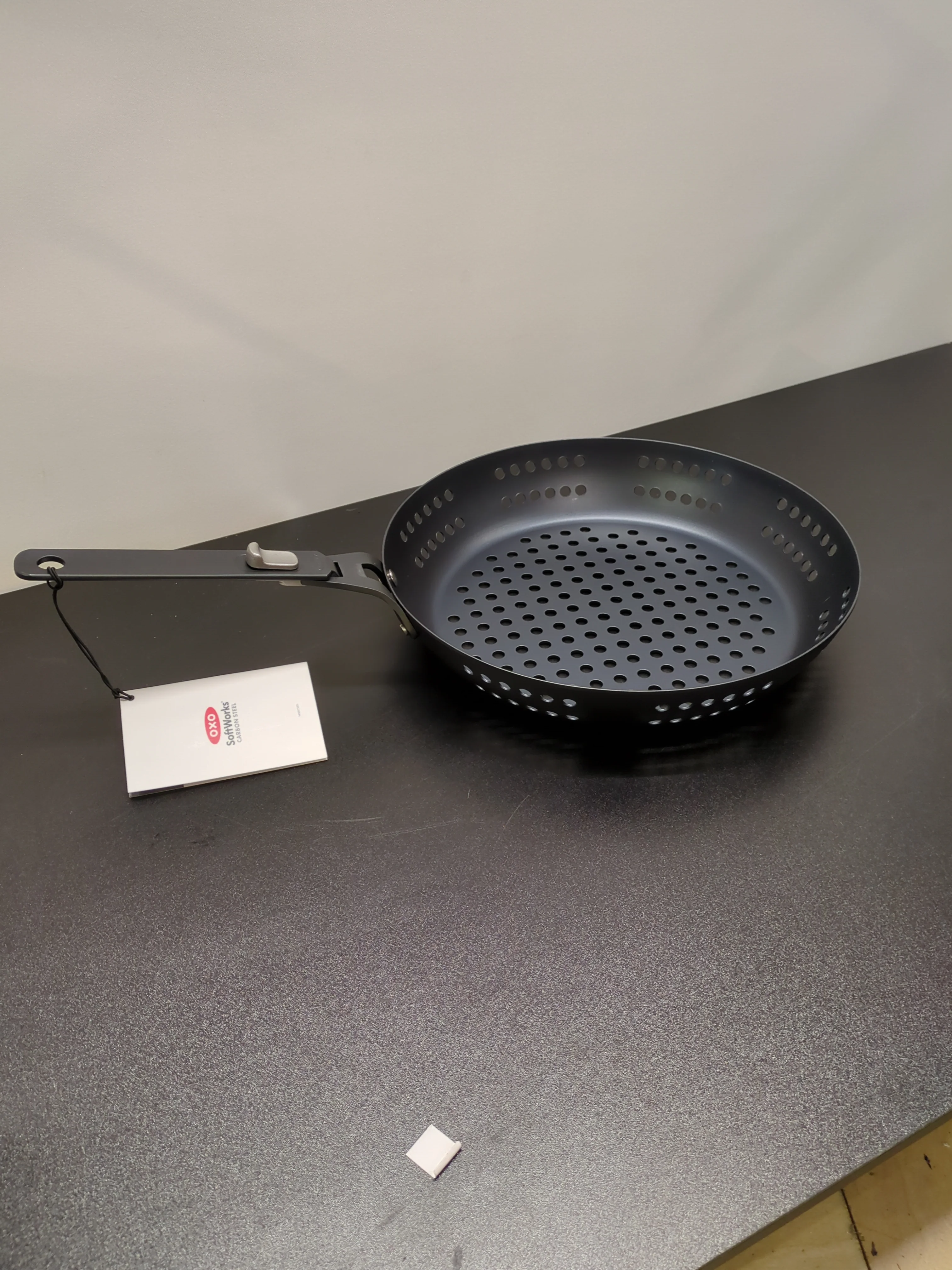 OXO SoftWorks Carbon Steel 12" BBQ Pan - Image 3