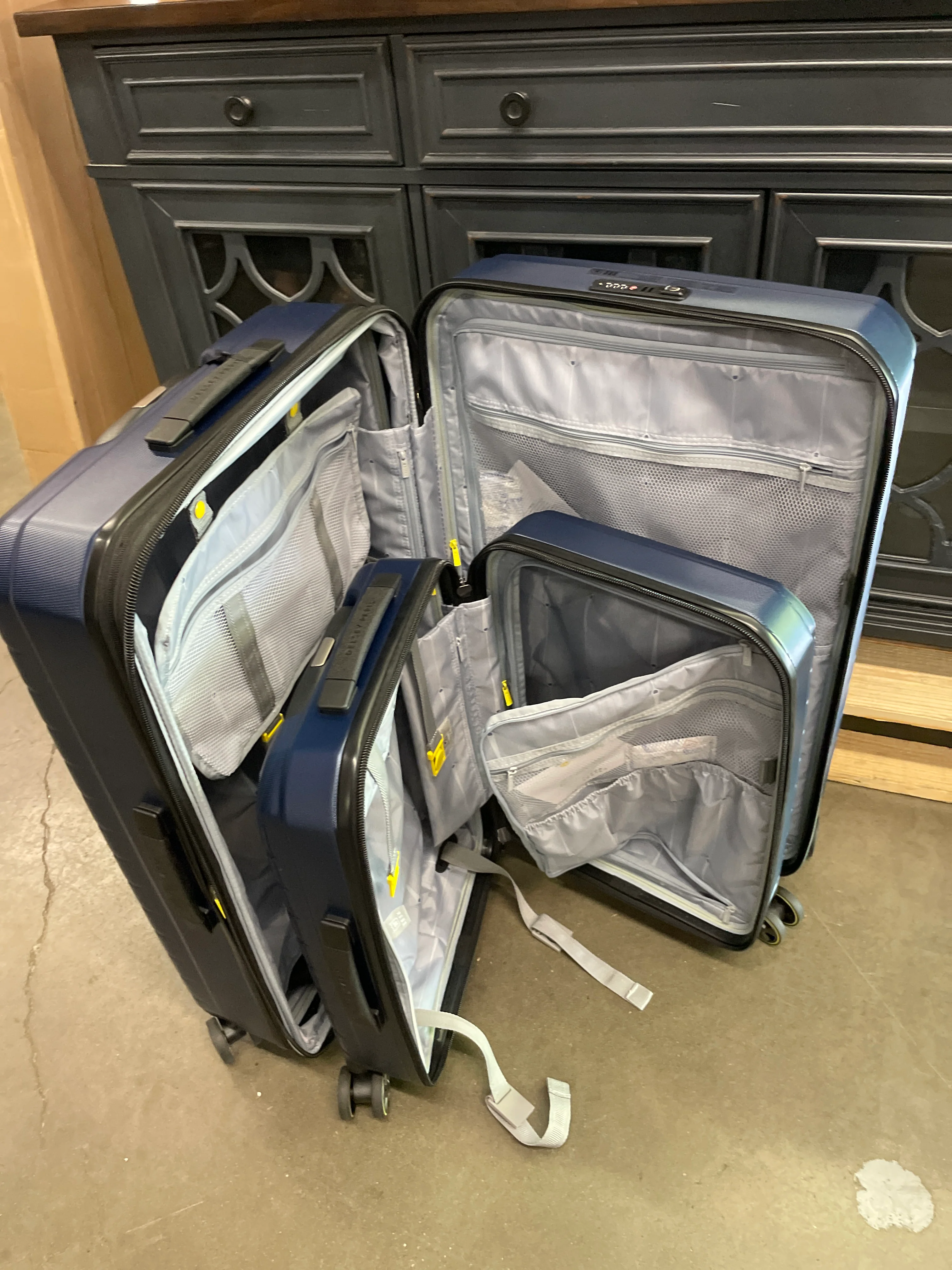 Delsey Helium Edge Blue 2-piece Hardside Set - Retail $179 - Image 2