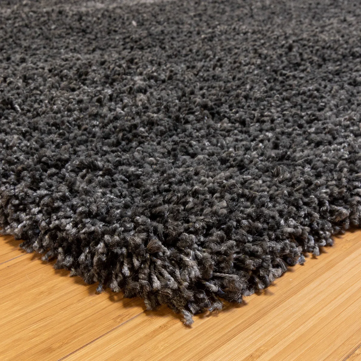 NEW - Thomasville Marketplace Luxury Shag Rug, Gray 5'3" x 7'5" - Retail $159 - Image 3