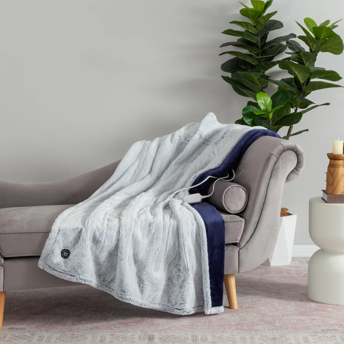 Berkshire Life Heated Throw - Image 3