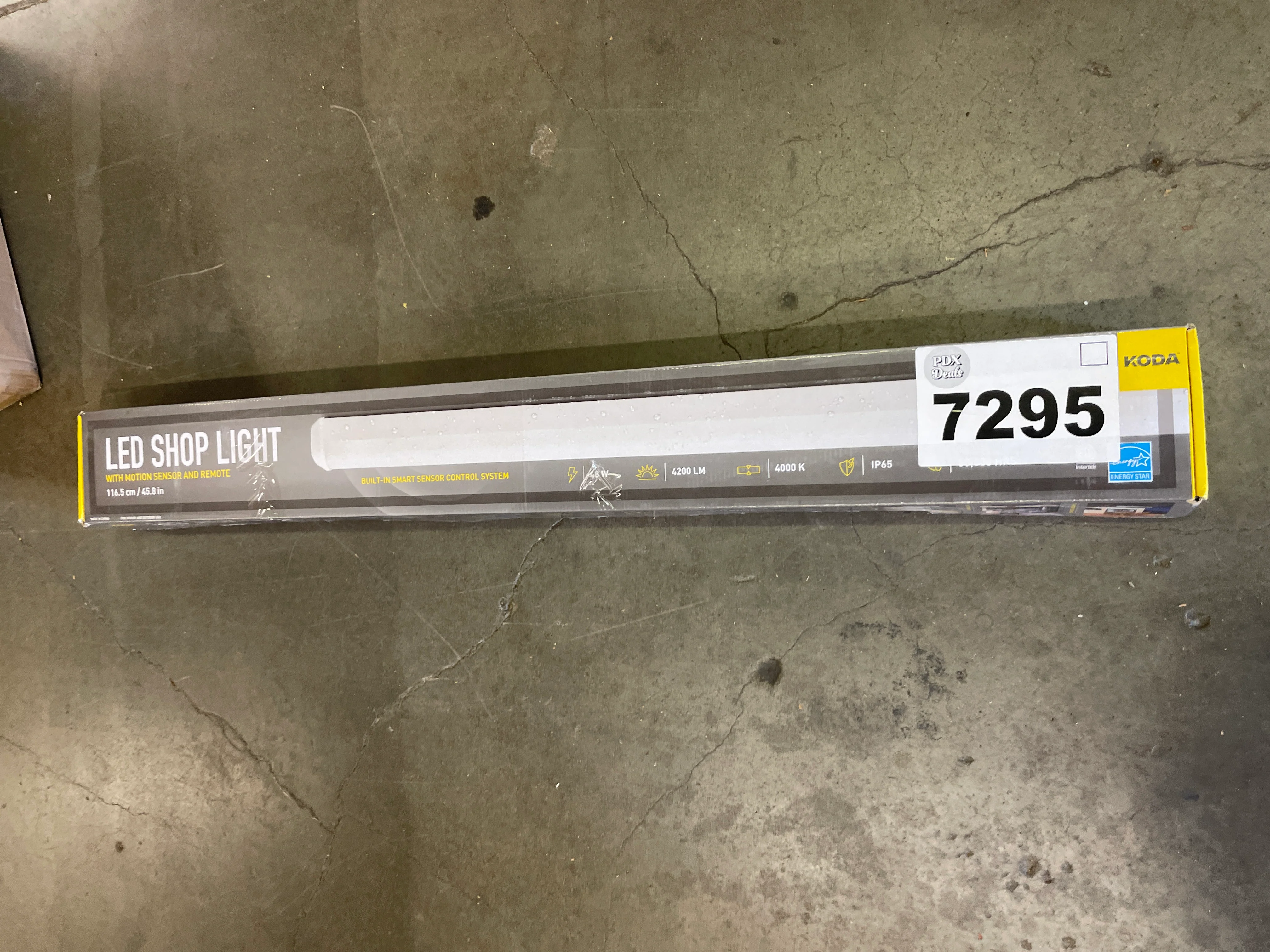 Koda 46” LED Linkable Shop Light with Motion Sensor and Remote - Retail $39 - Image 3